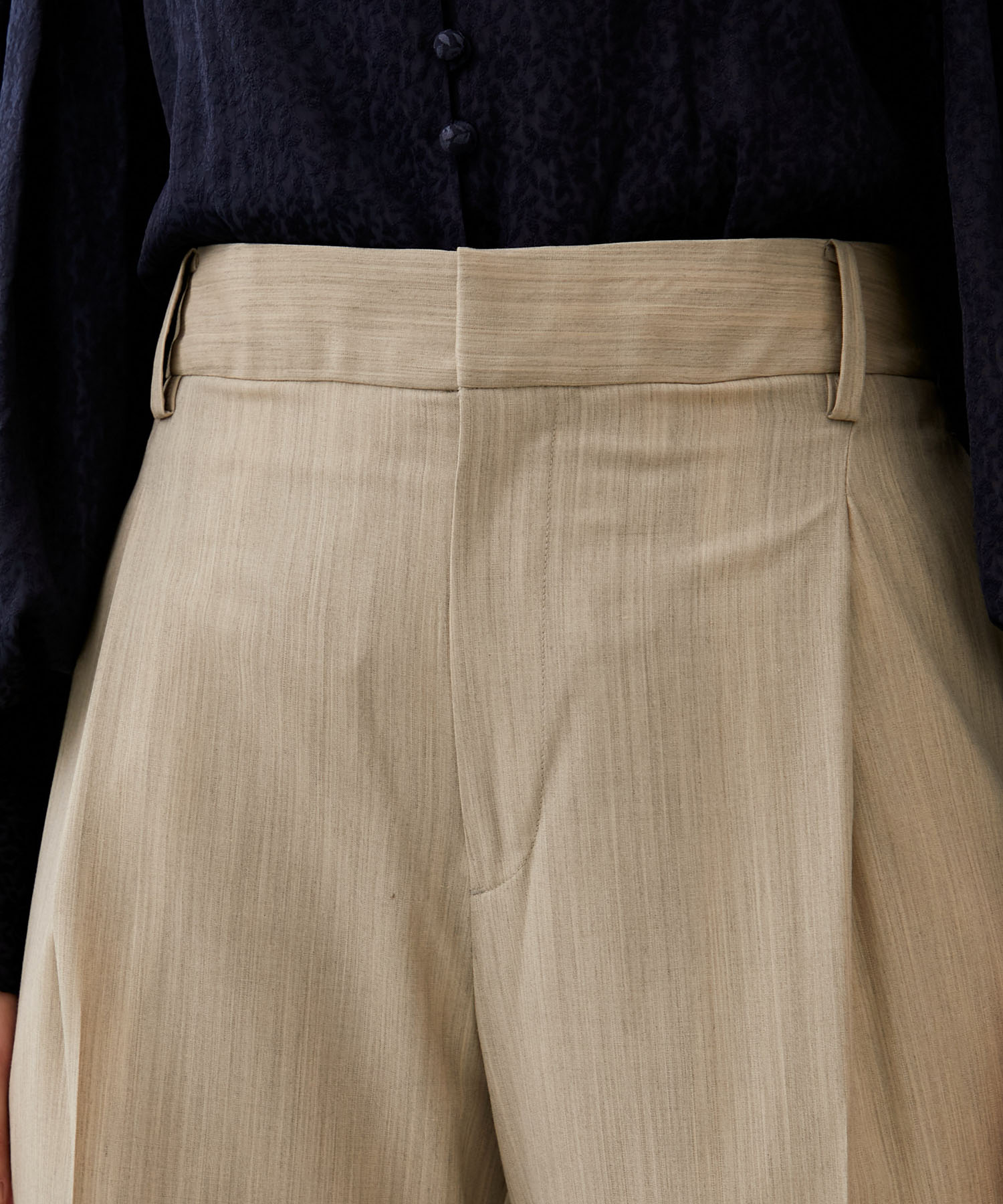 SUMMER WOOL TUCK PANTS(34 BEIGE): CINOH: WOMENS｜ STUDIOUS ONLINE