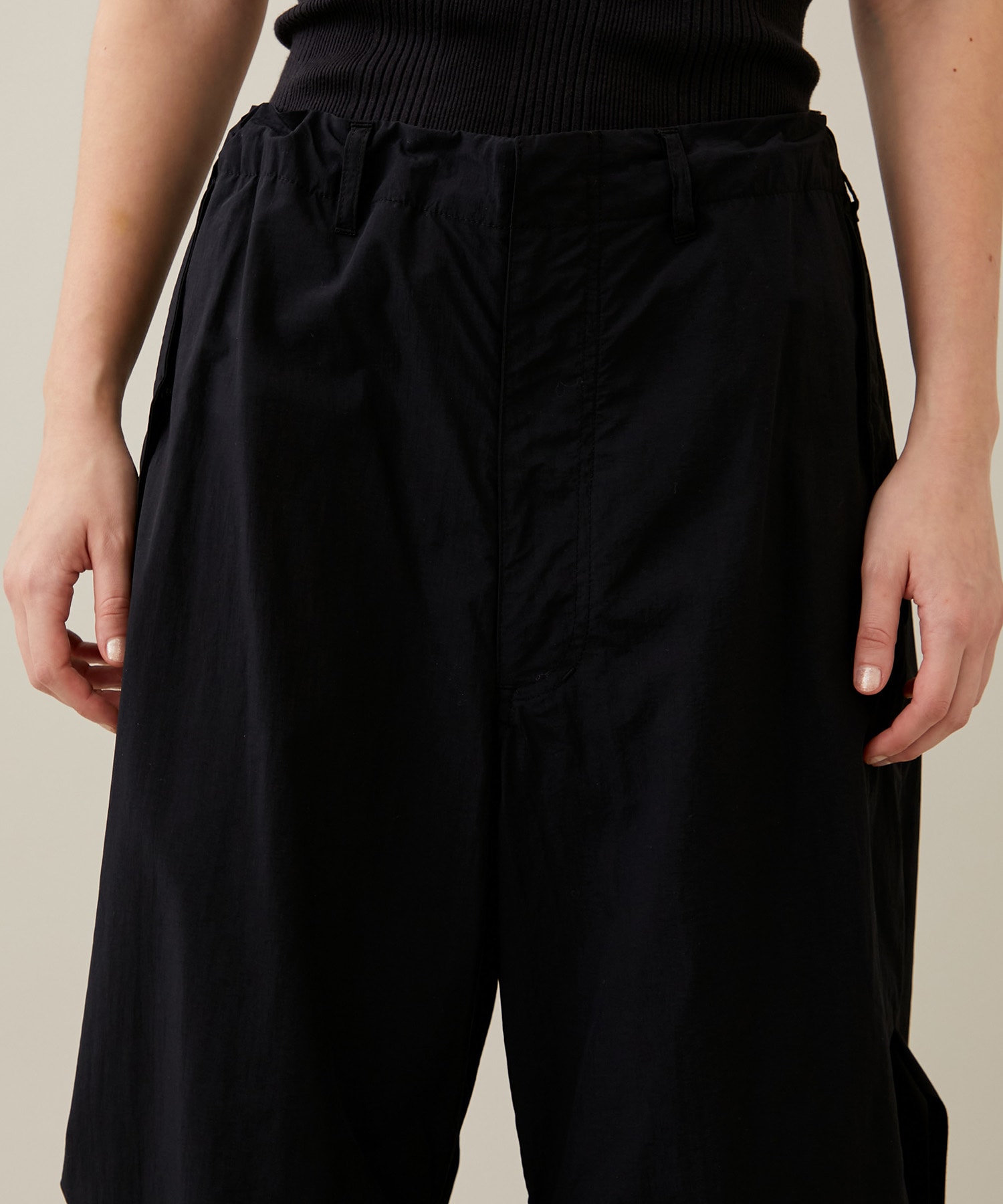 Recycling nylon parachute pants(1 BLACK): 08sircus: WOMENS