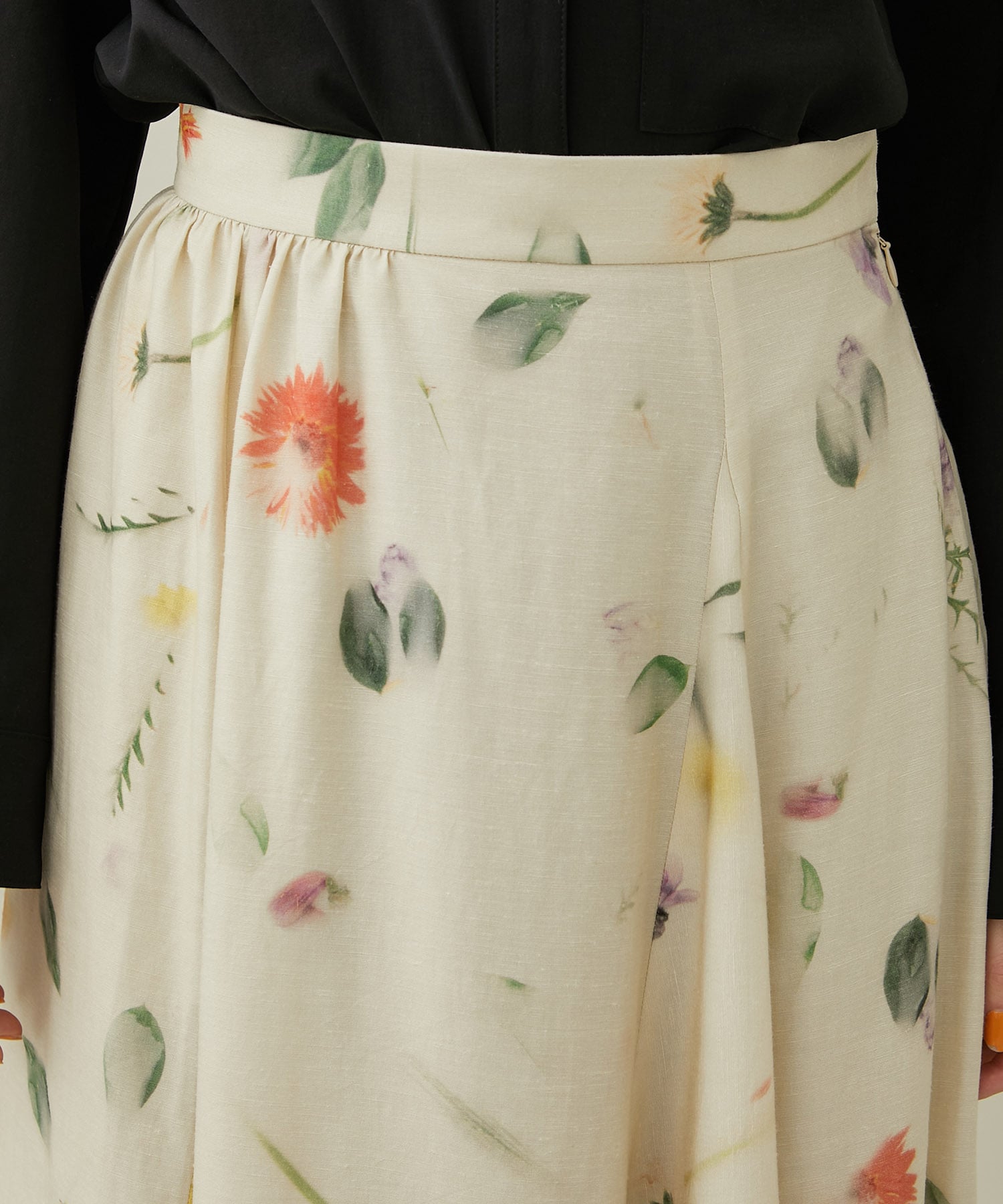 Soak flower Skirt BE AKIRANAKA
