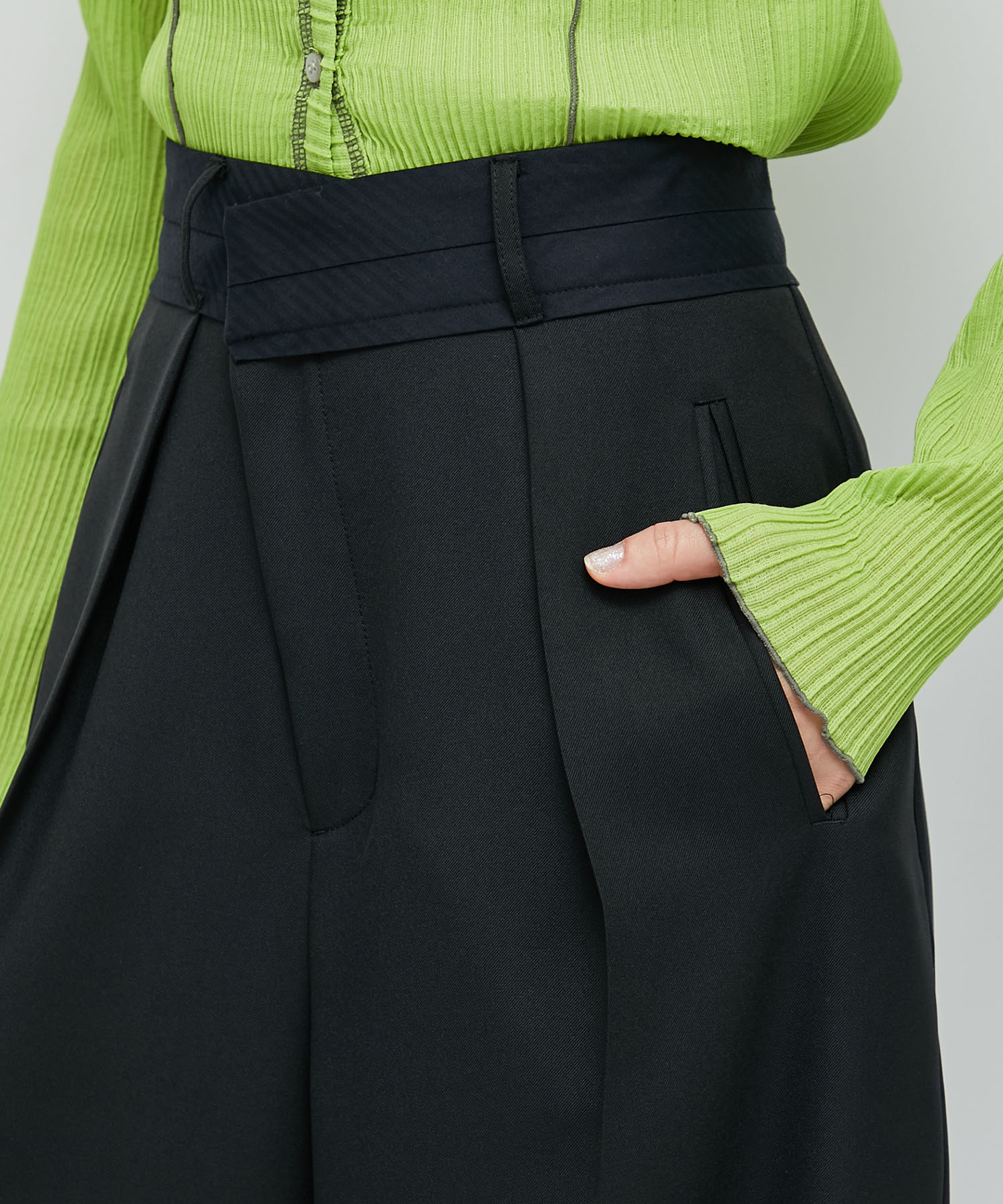 STUDIOUS Asymmetric Front Trousers パンツ | freshwatersfilms