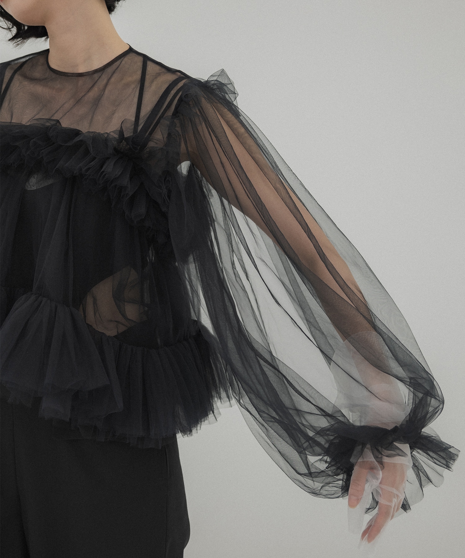 Puff Sleeve Tulle Top(M BLACK): VIVIANO: WOMENS｜ STUDIOUS ONLINE