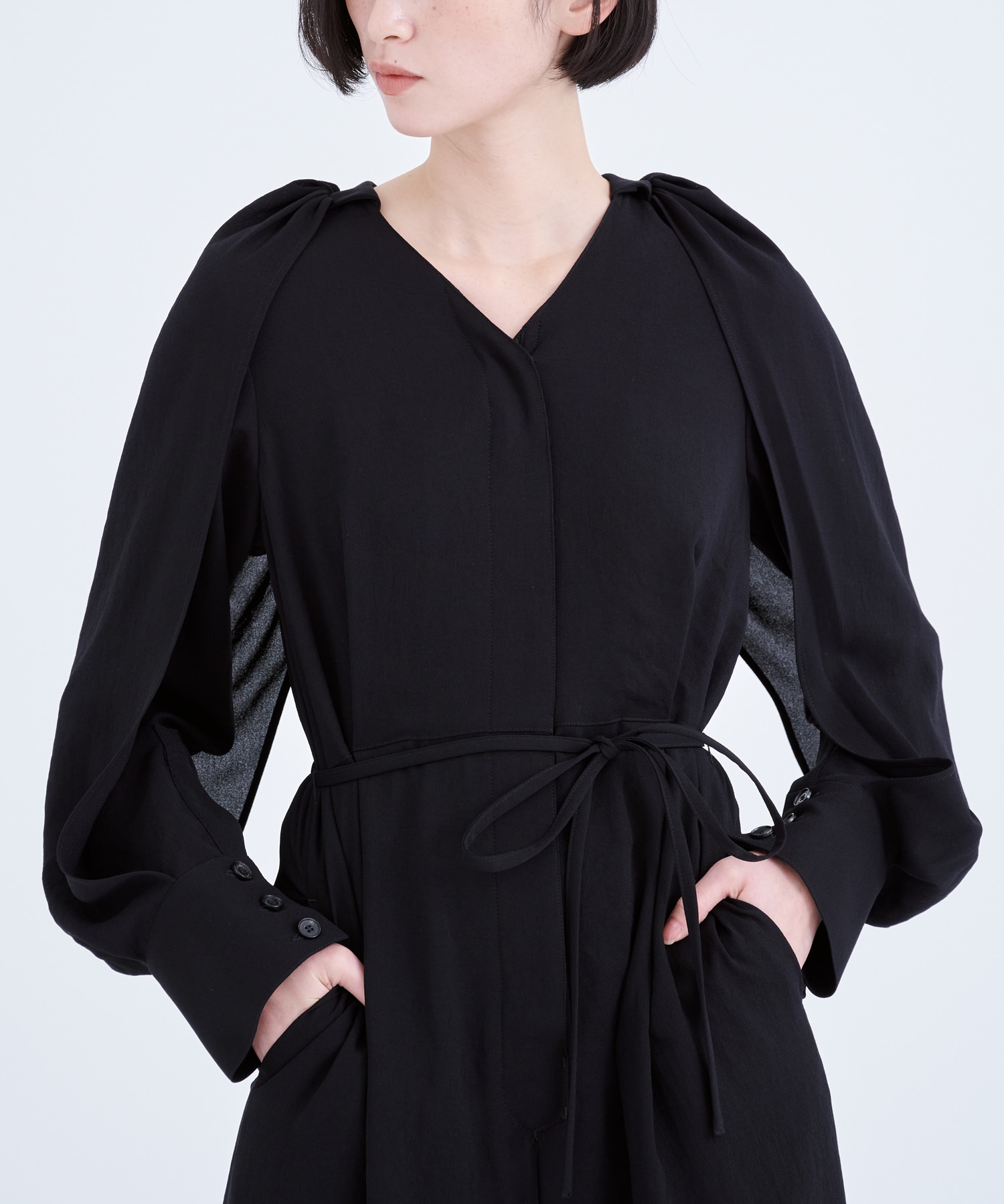 Beata wrap sleeve jumpsuit BK AKIRANAKA