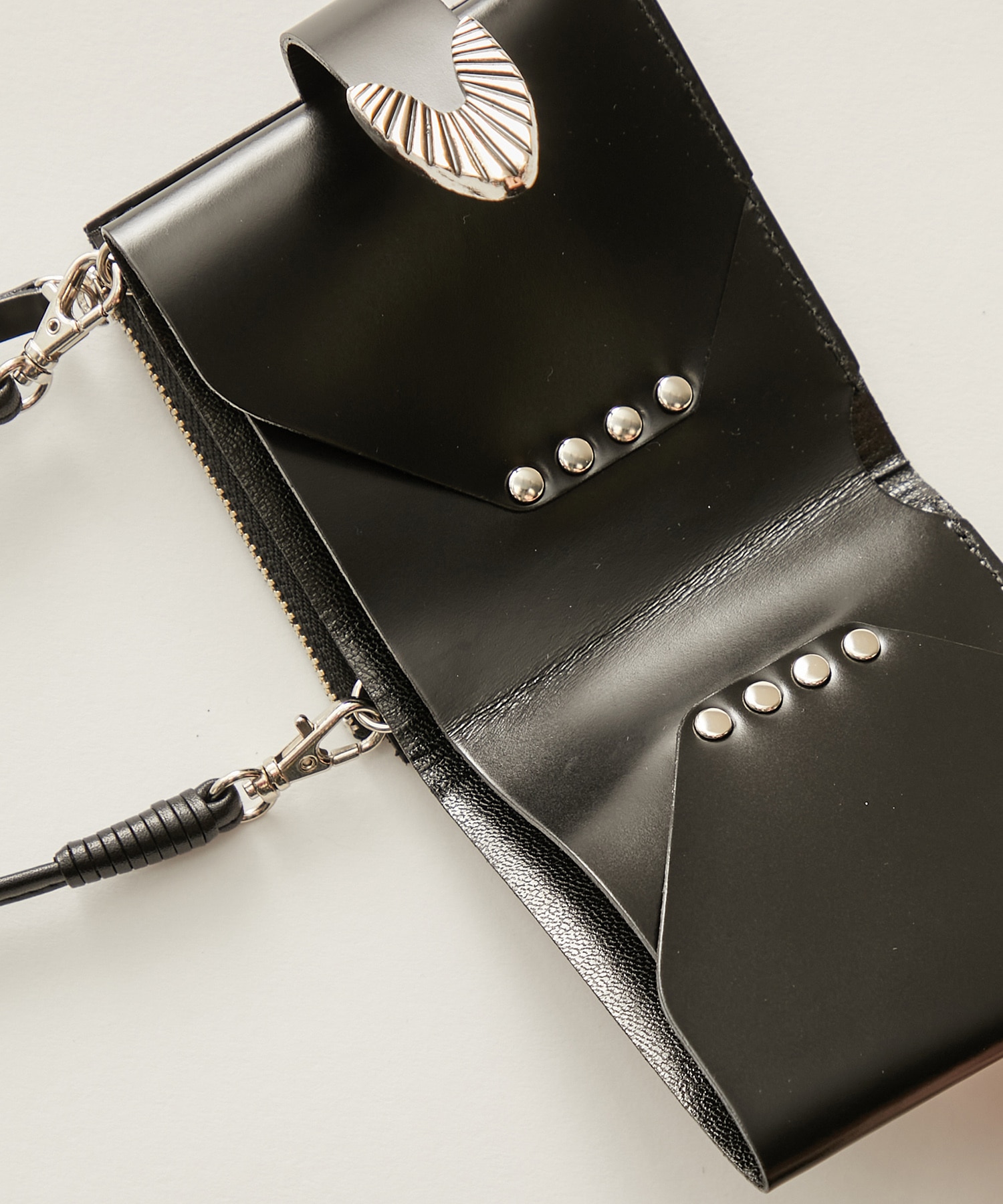 TOGA PULLA  Leather shoulder wallet：財布