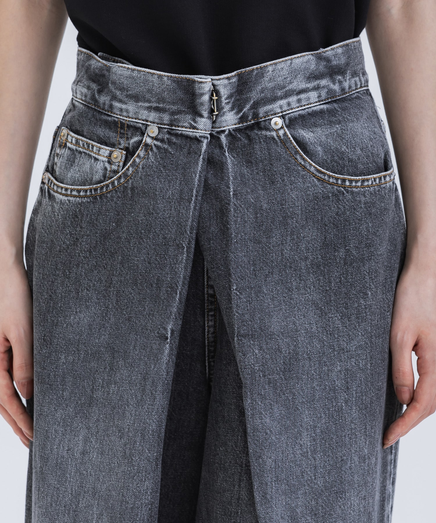 WASHED DENIM WIDE PANTS (SHORT LENGTH) JOHN LAWRENCE SULLIVAN