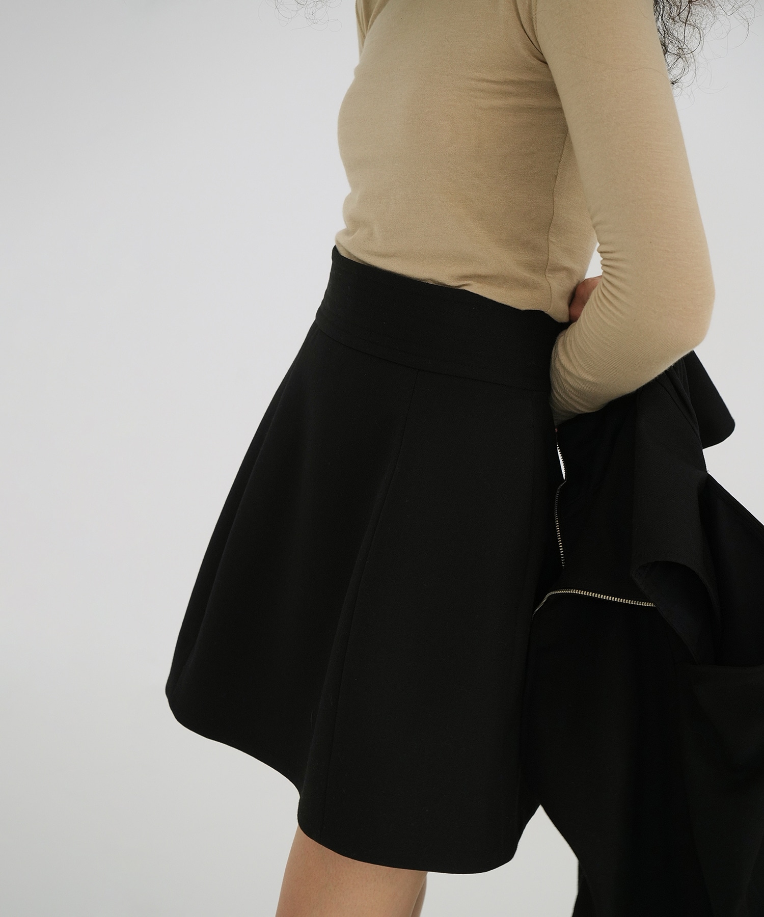WIDE BELT CONSTRUCTIVE MINI SKIRT CLANE
