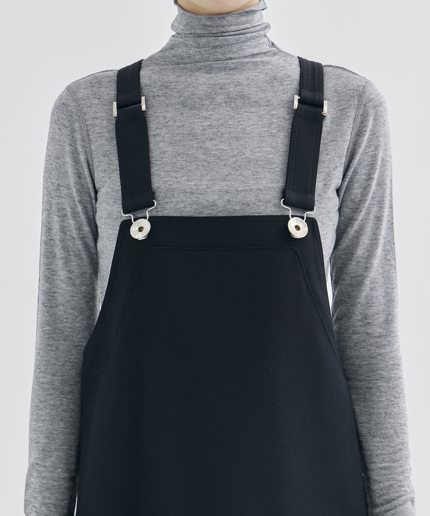 THE APRON DRESS THE RERACS