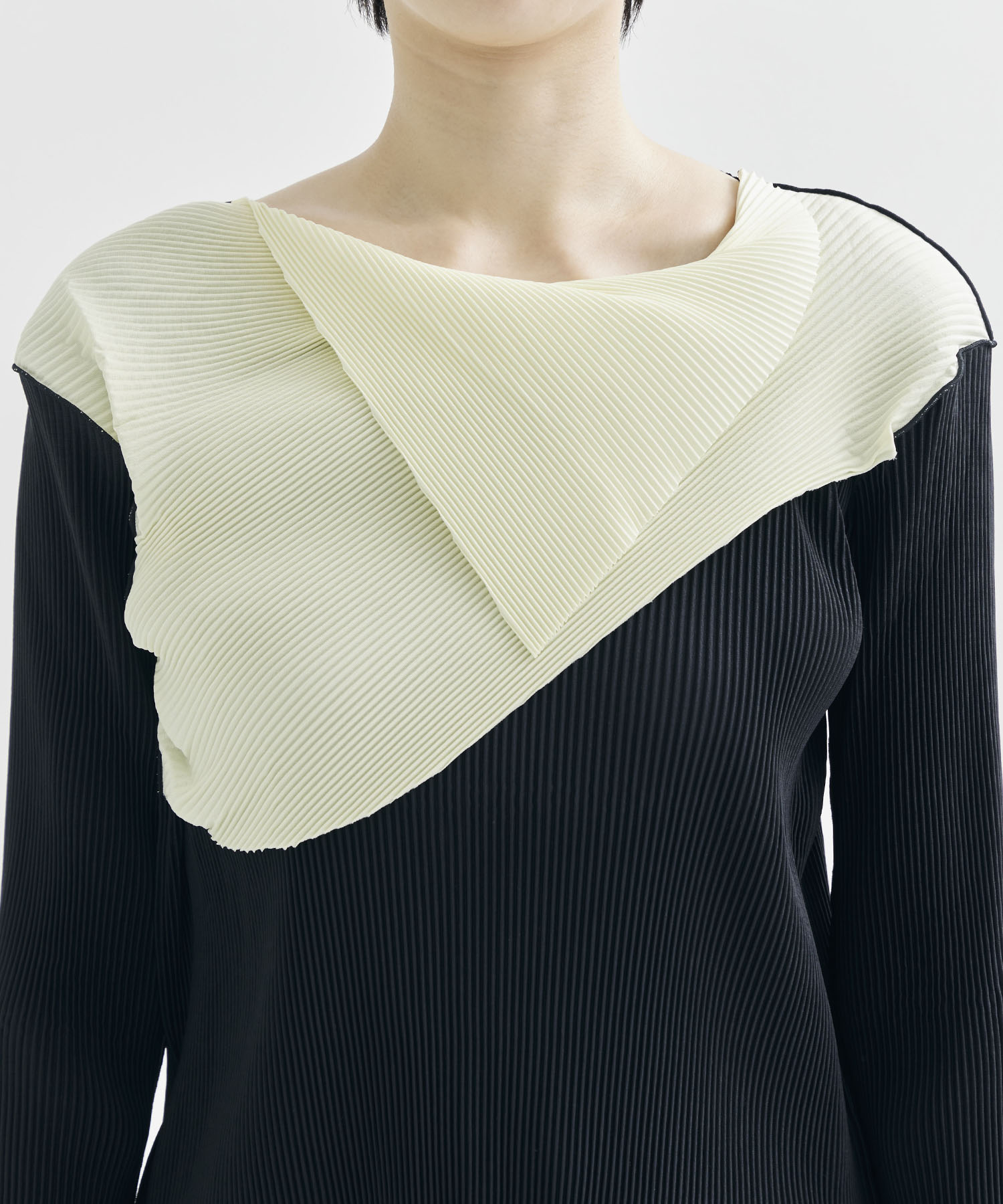 DRAPED NECK TOP kotohayokozawa