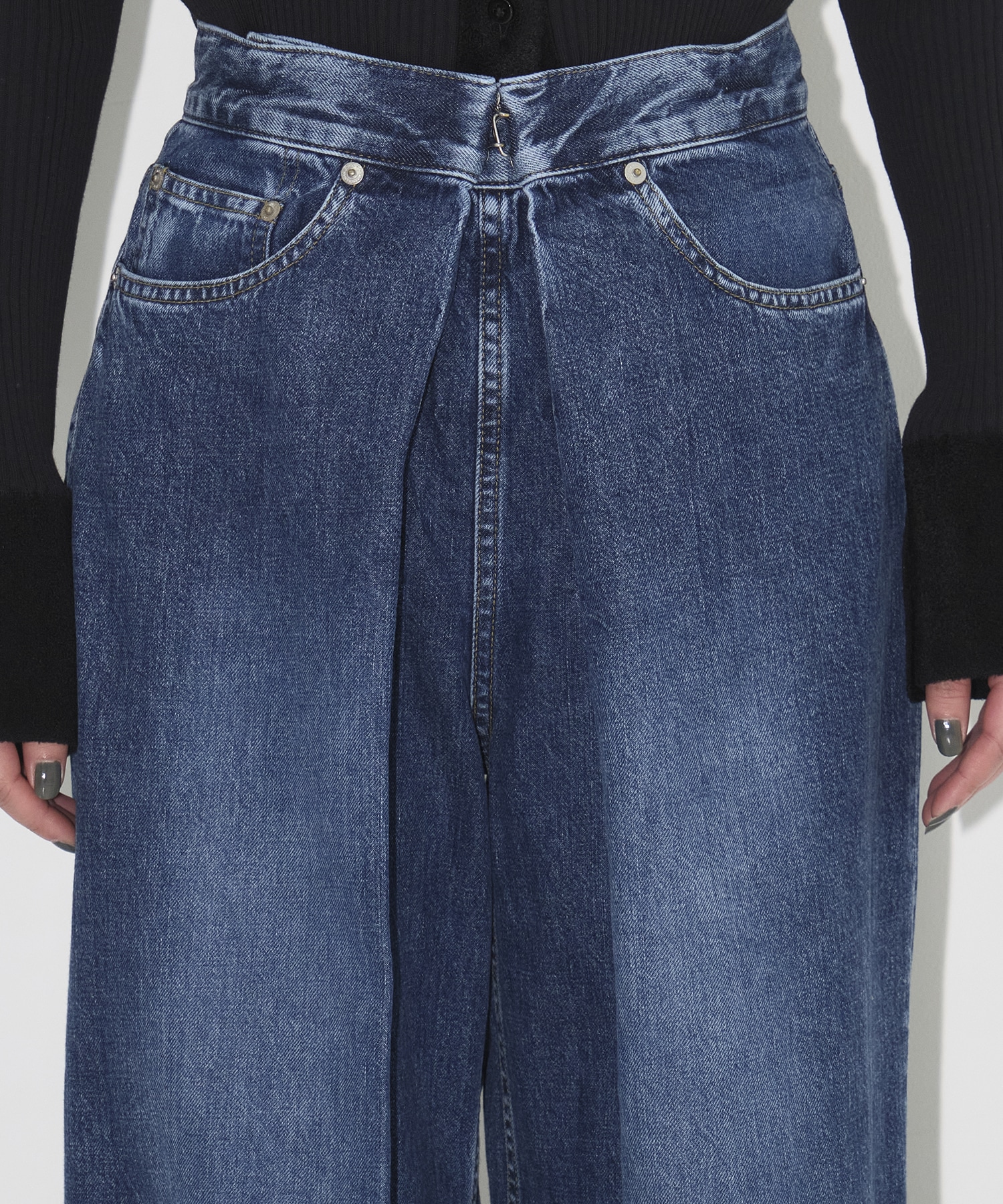 WASHED DENIM WIDE PANTS (SHORT LENGTH) JOHN LAWRENCE SULLIVAN