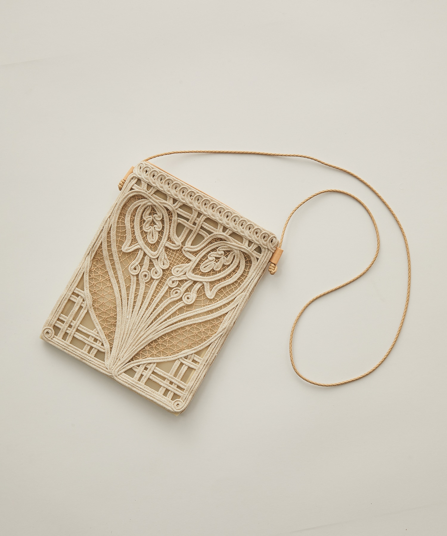 Cording Embroidery Pouch With Leather Strap Mame Kurogouchi