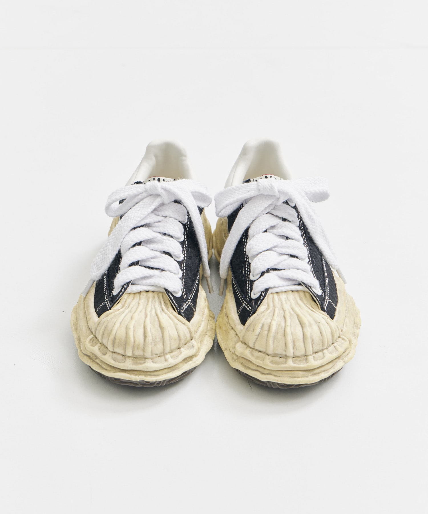 BLAKEY vintage color dyed originalsole canvas LowTop sneaker Maison MIHARA YASUHIRO