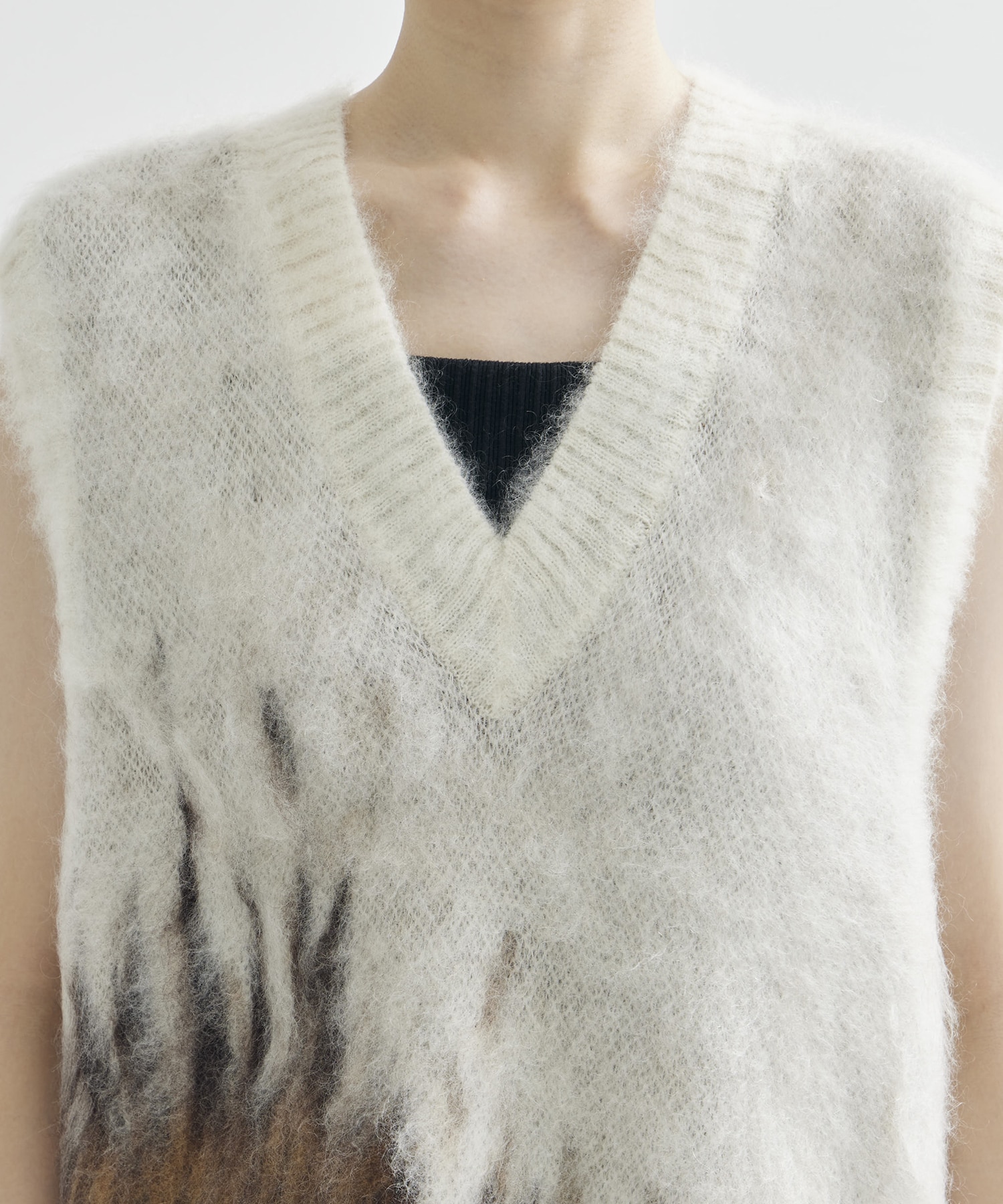 Drip Glaze Pattern Mohair Knitted Vest Mame Kurogouchi