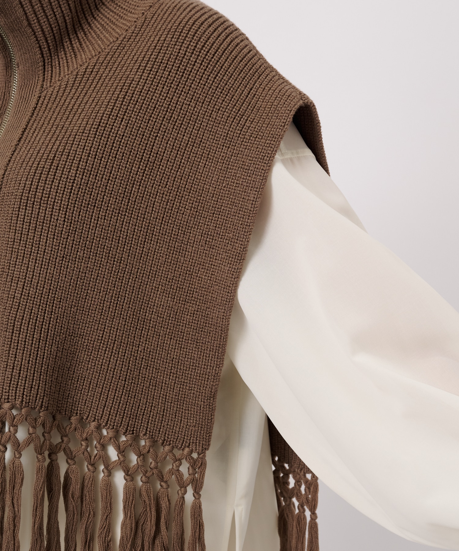 Fringe High Neck Knit Vest UJOH