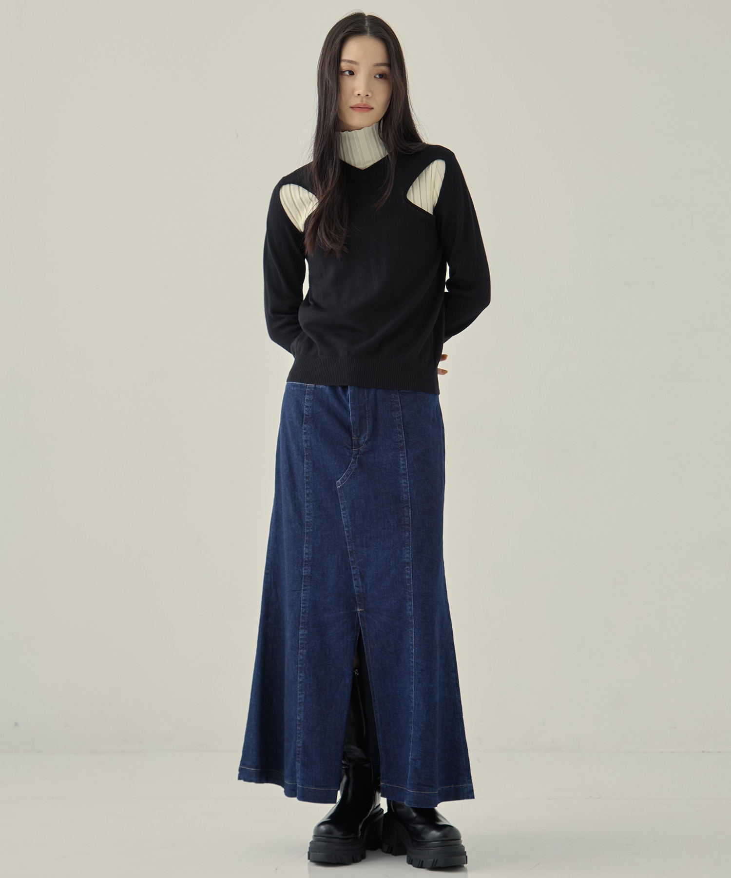 Back Flare Denim SK STUDIOUS