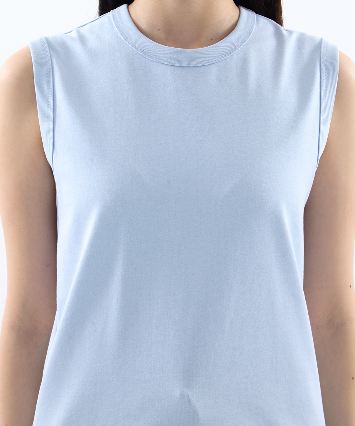 REFINA SLEEVELESS T-SHIRT CINOH