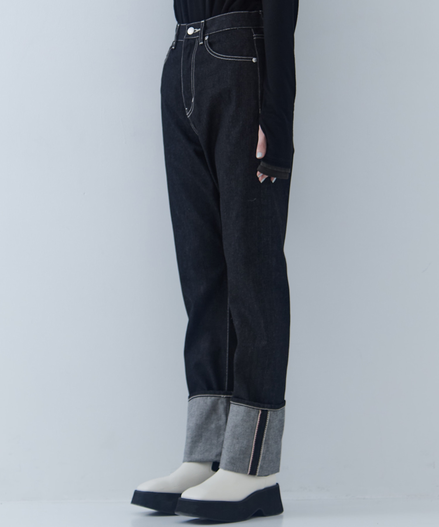 selvedge denim woman fits beautiful people