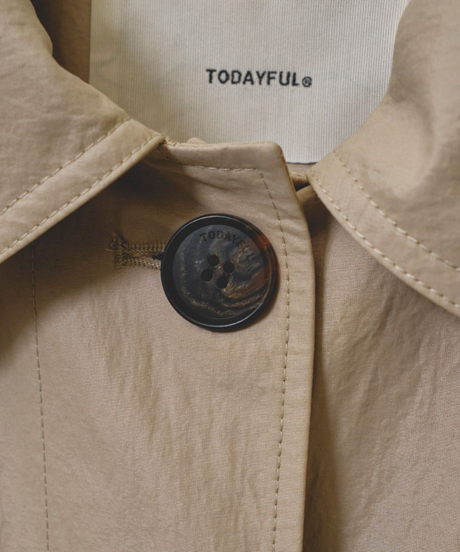 Nylon Soutiencollar Coat TODAYFUL