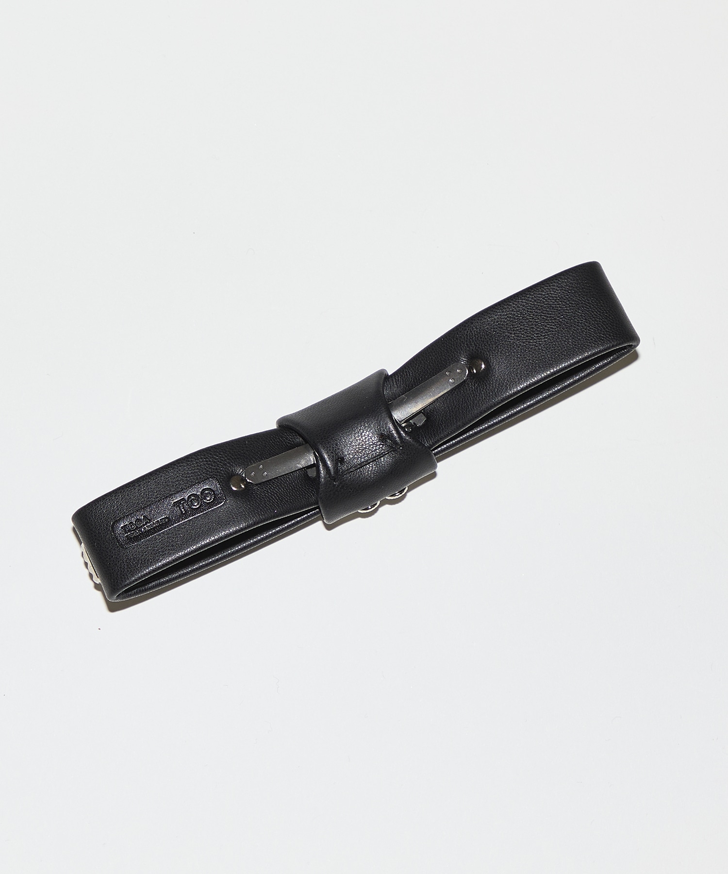 Metal ribbon clip tie TOGA