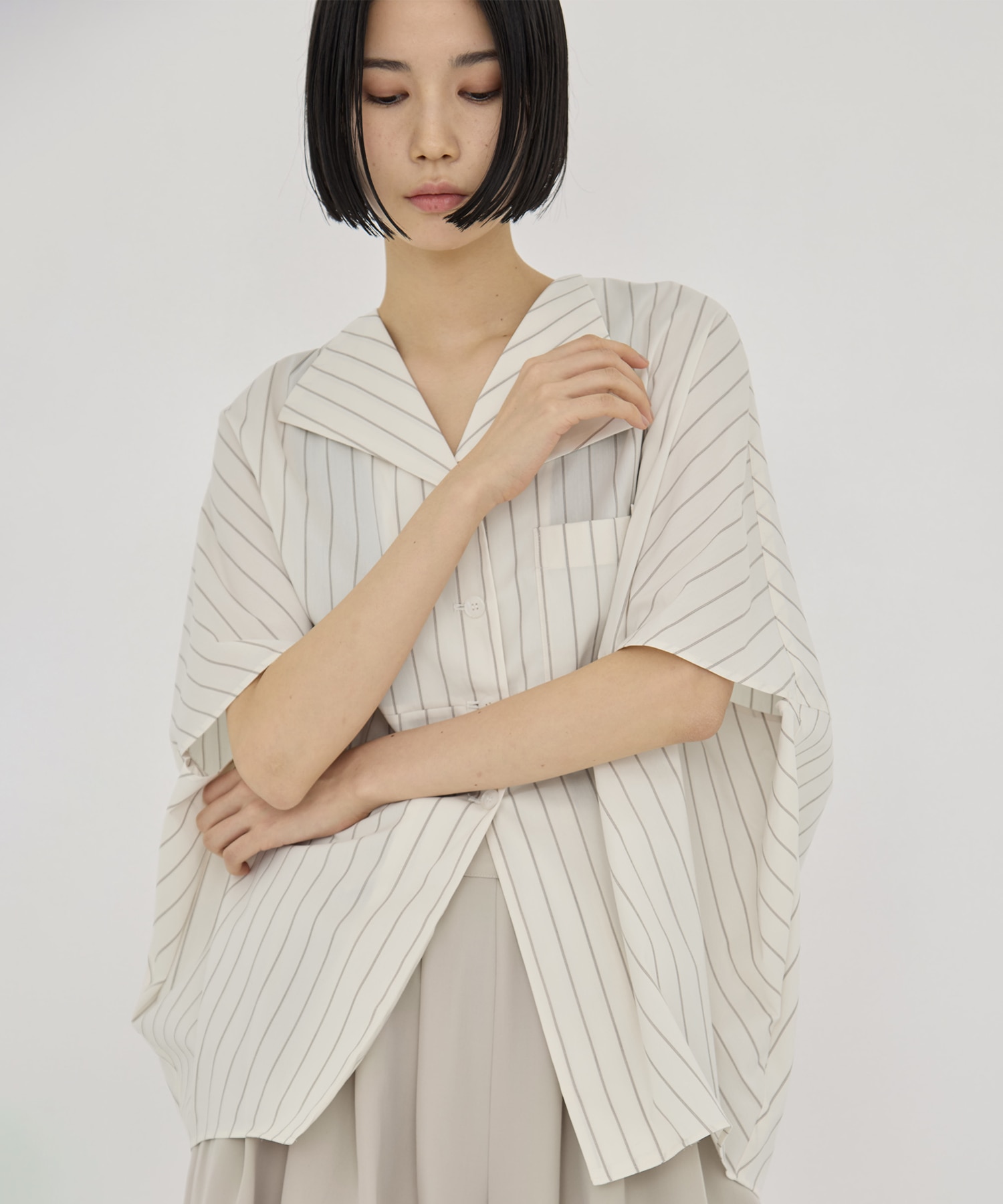 Aura Stripe shirt AKIRANAKA