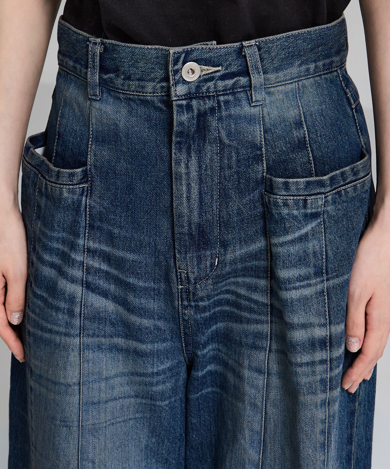 Tucked Wide Leg Jeans STUDIOUS