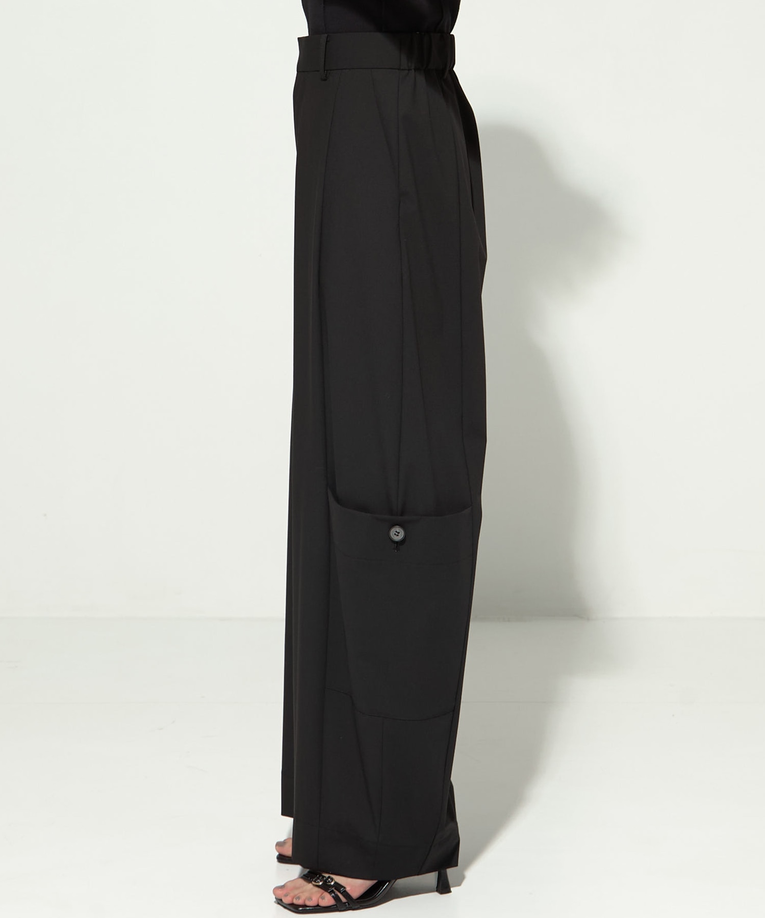 Barrel Leg Cargo Trousers STUDIOUS