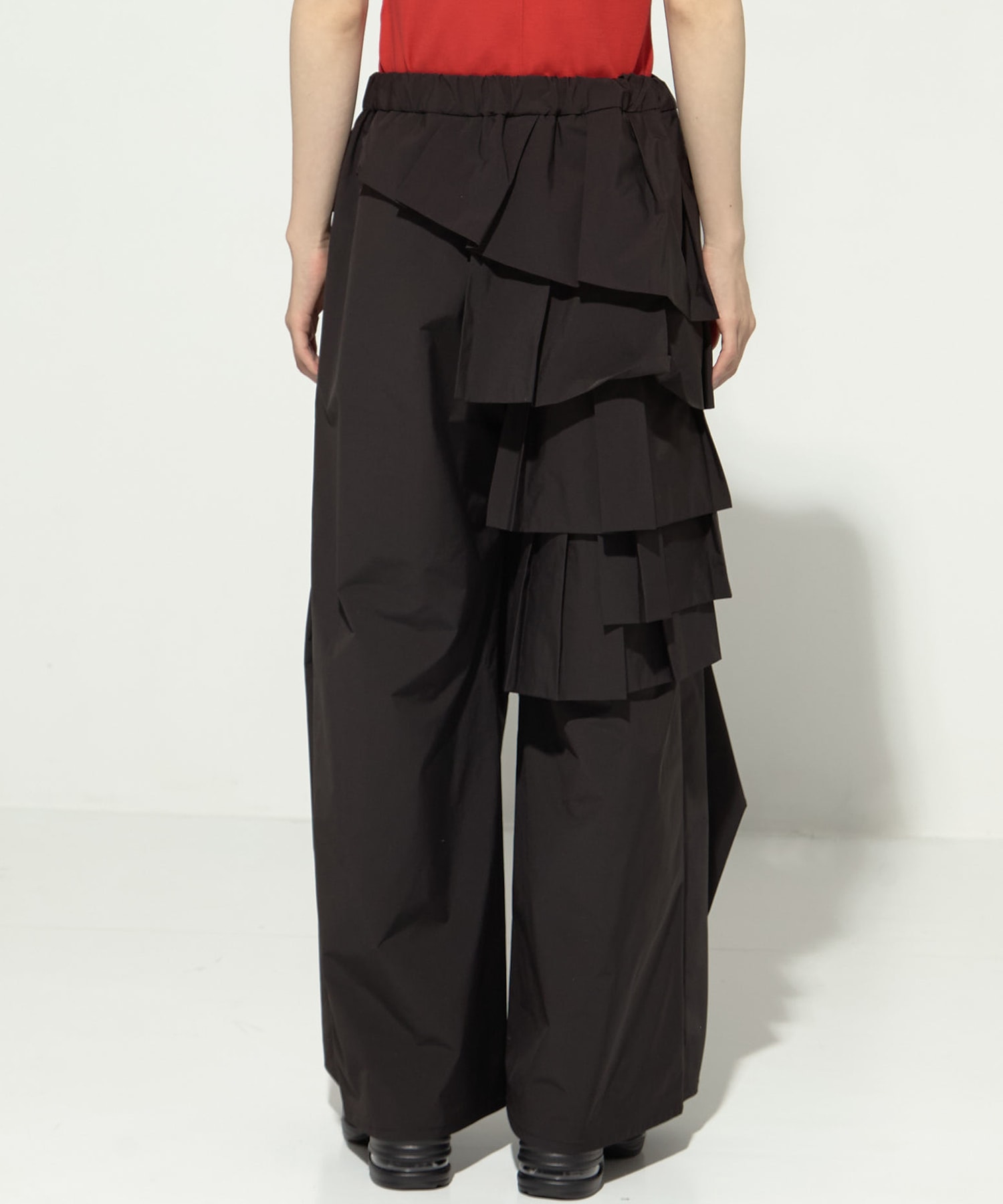 別注 RUFFLE PANTS TAAKK