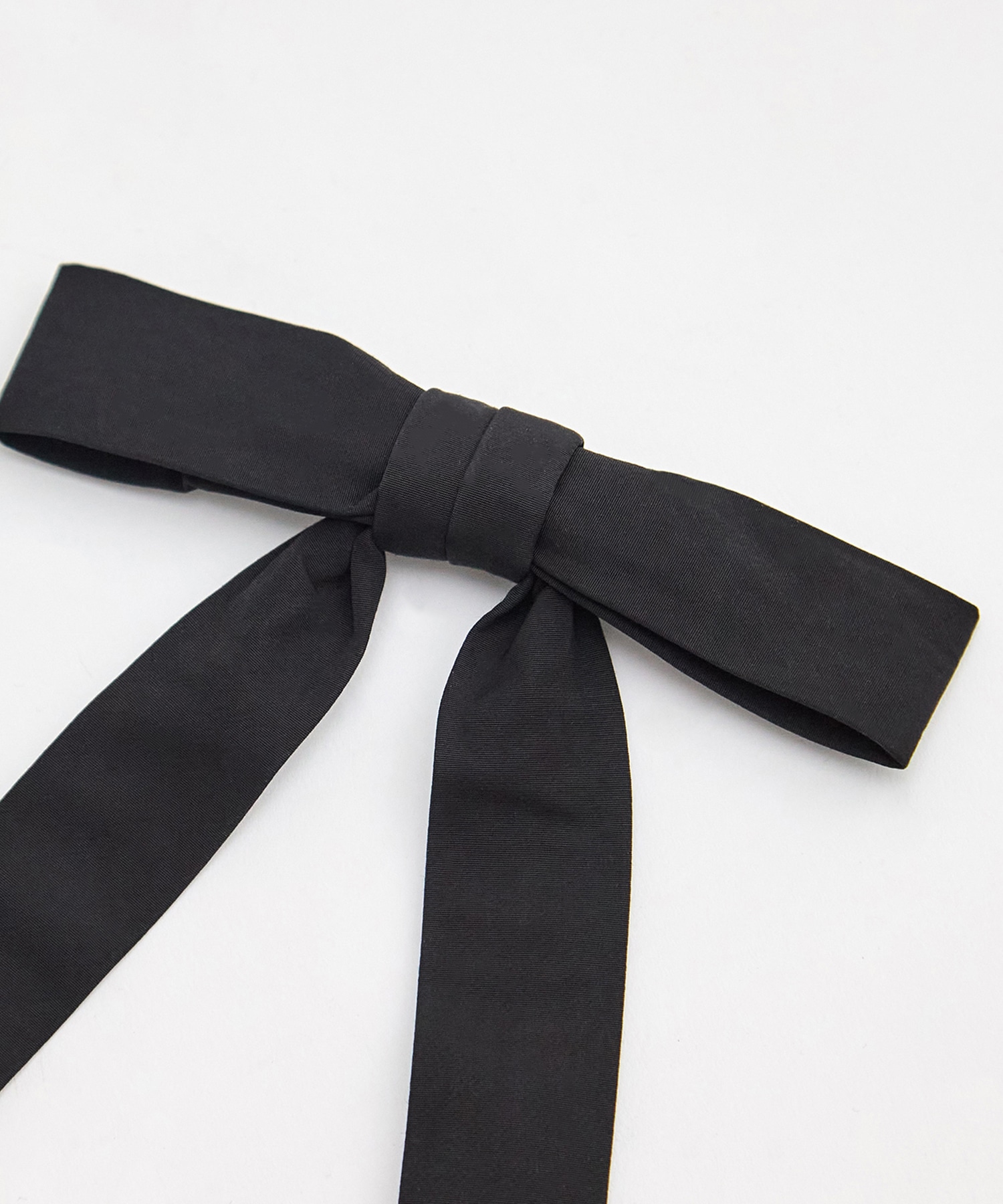 Metal ribbon clip tie TOGA