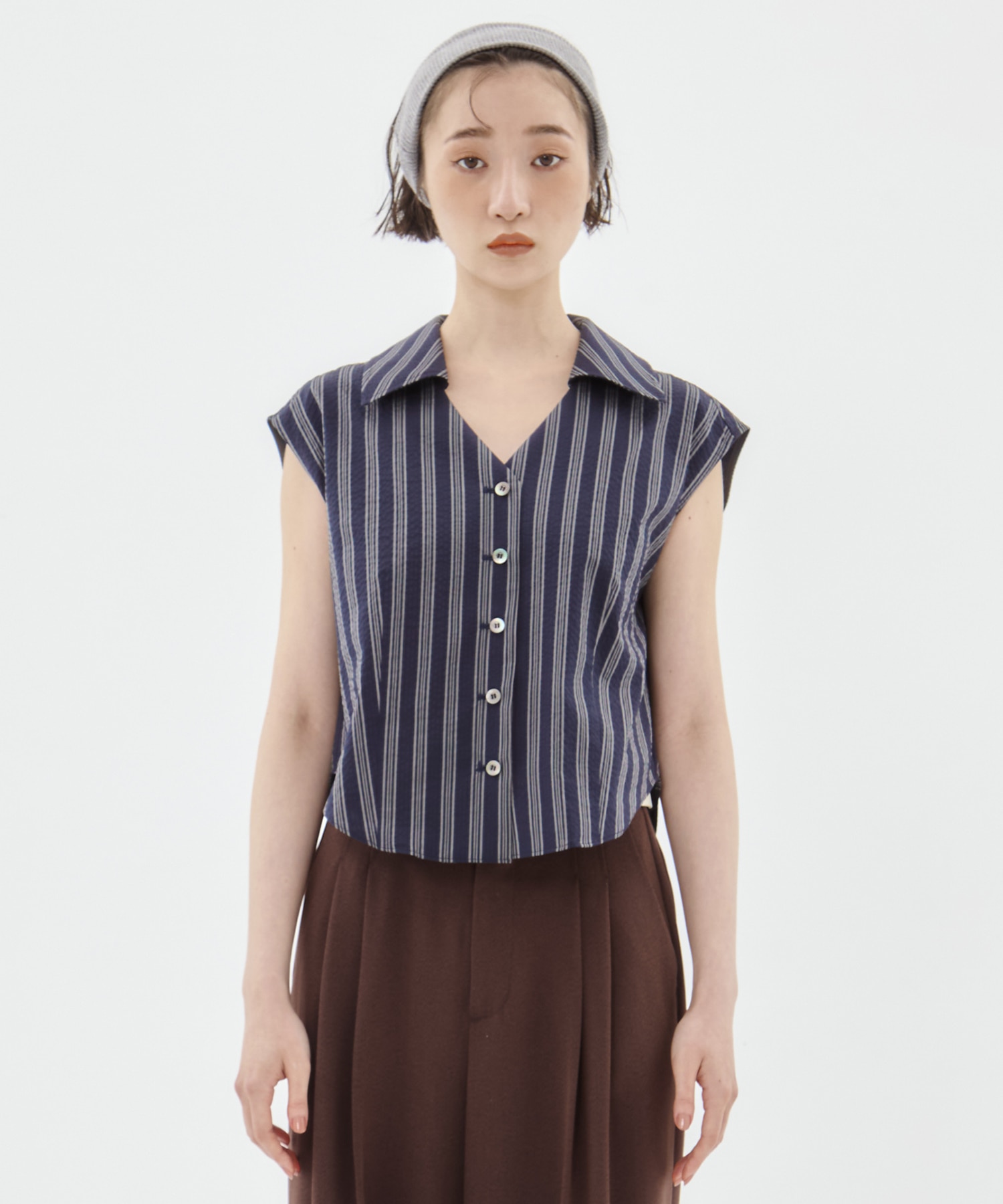 Seersucker Sleeveless Shirt STUDIOUS
