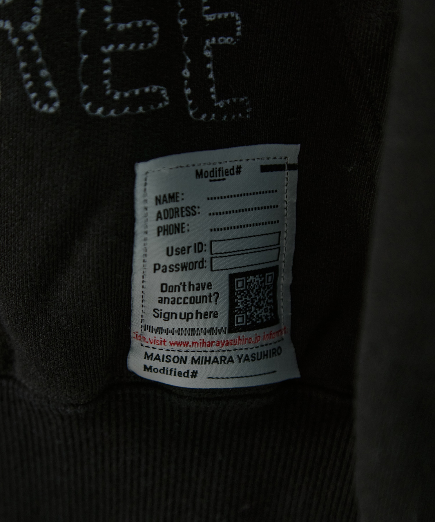 EMBELLISHED DISTRESSED HOODIE Maison MIHARA YASUHIRO