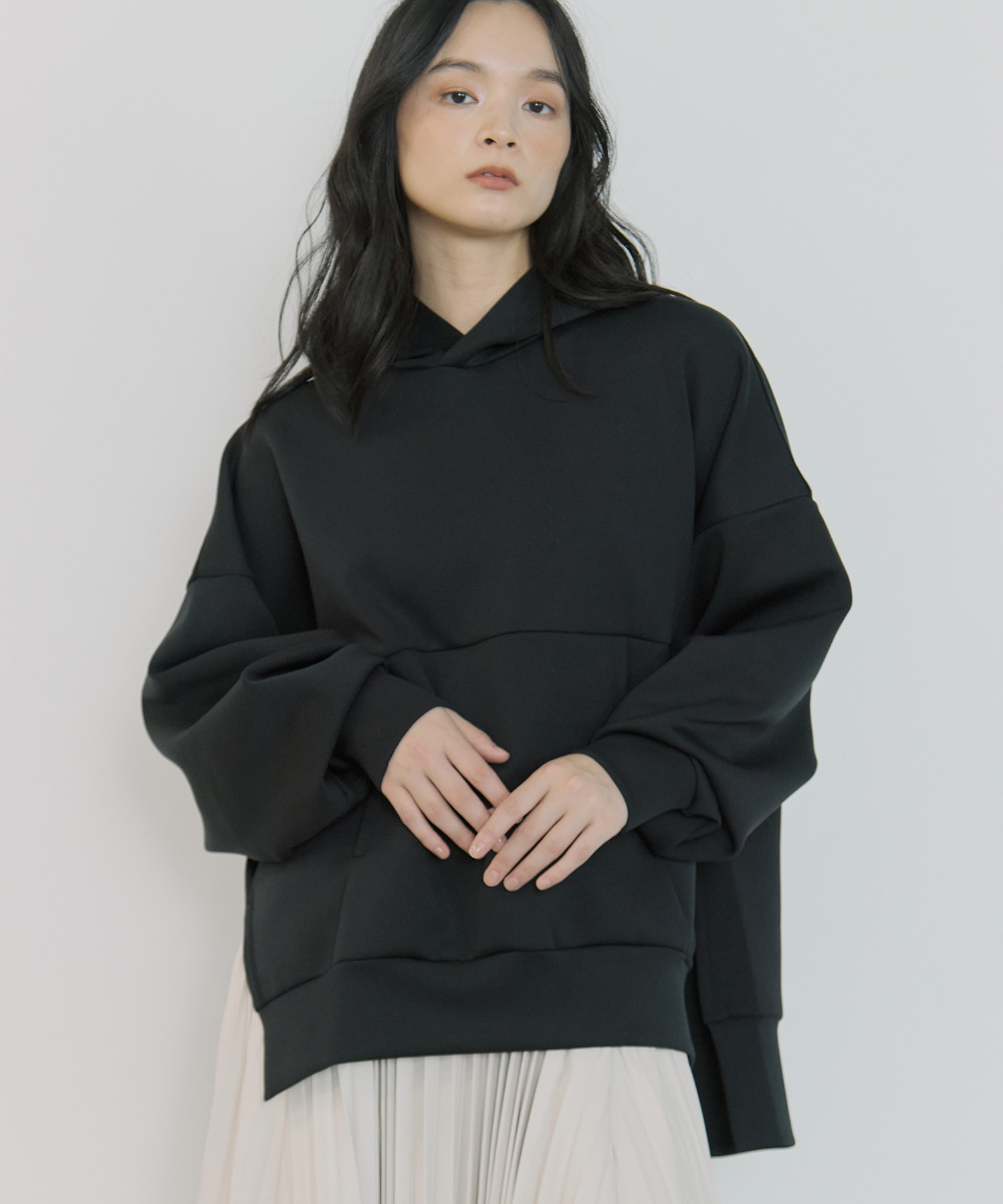 Big Silhouette Hoodie UJOH