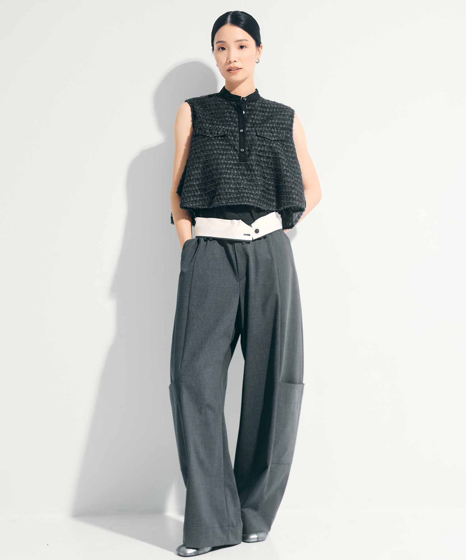 Soft Barrel Leg Cargo Trousers STUDIOUS