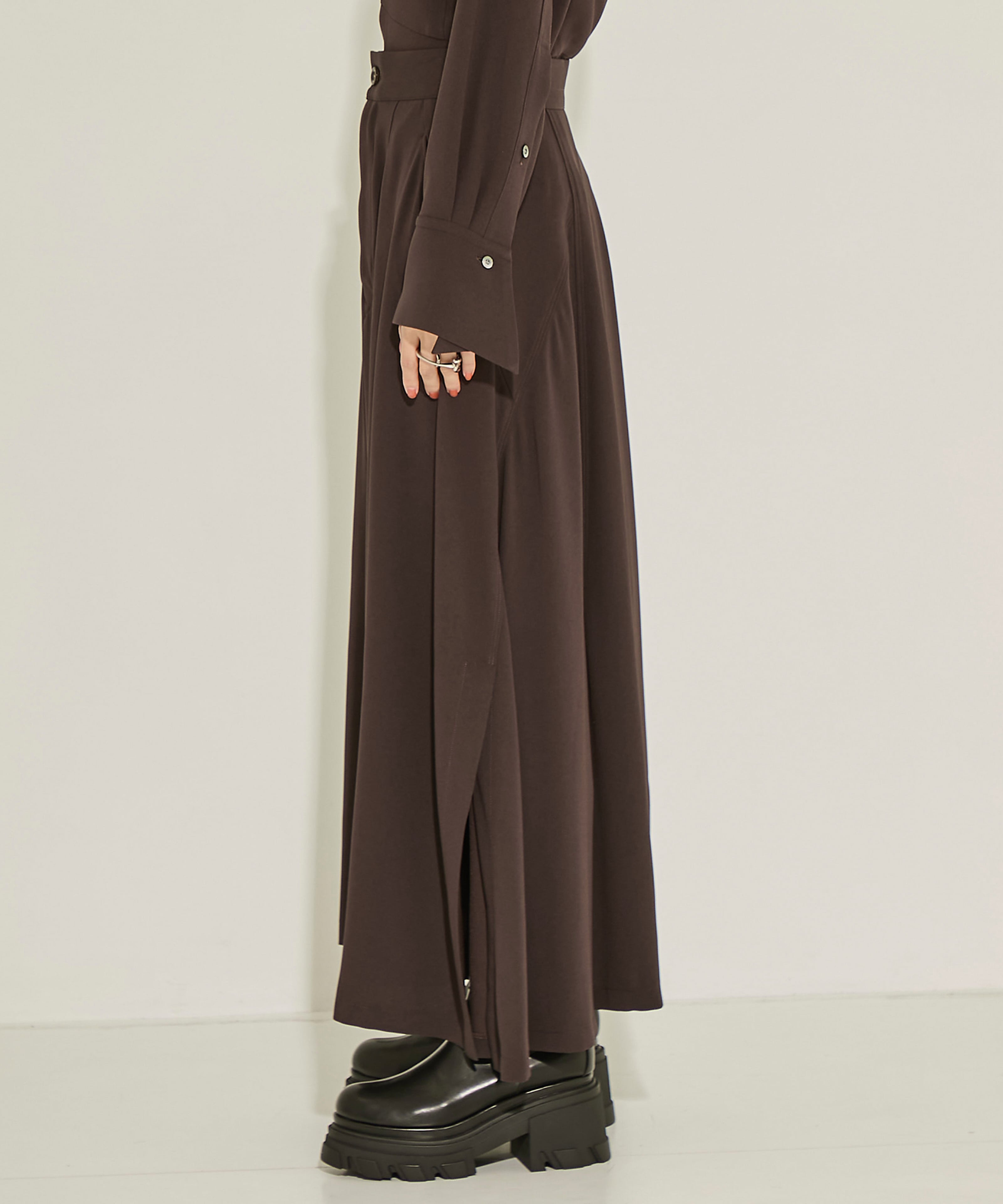 Slit Long SKT UJOH