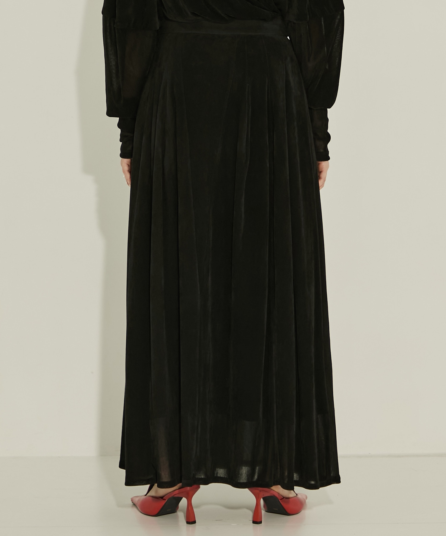 Rufina layer skirt AKIRANAKA