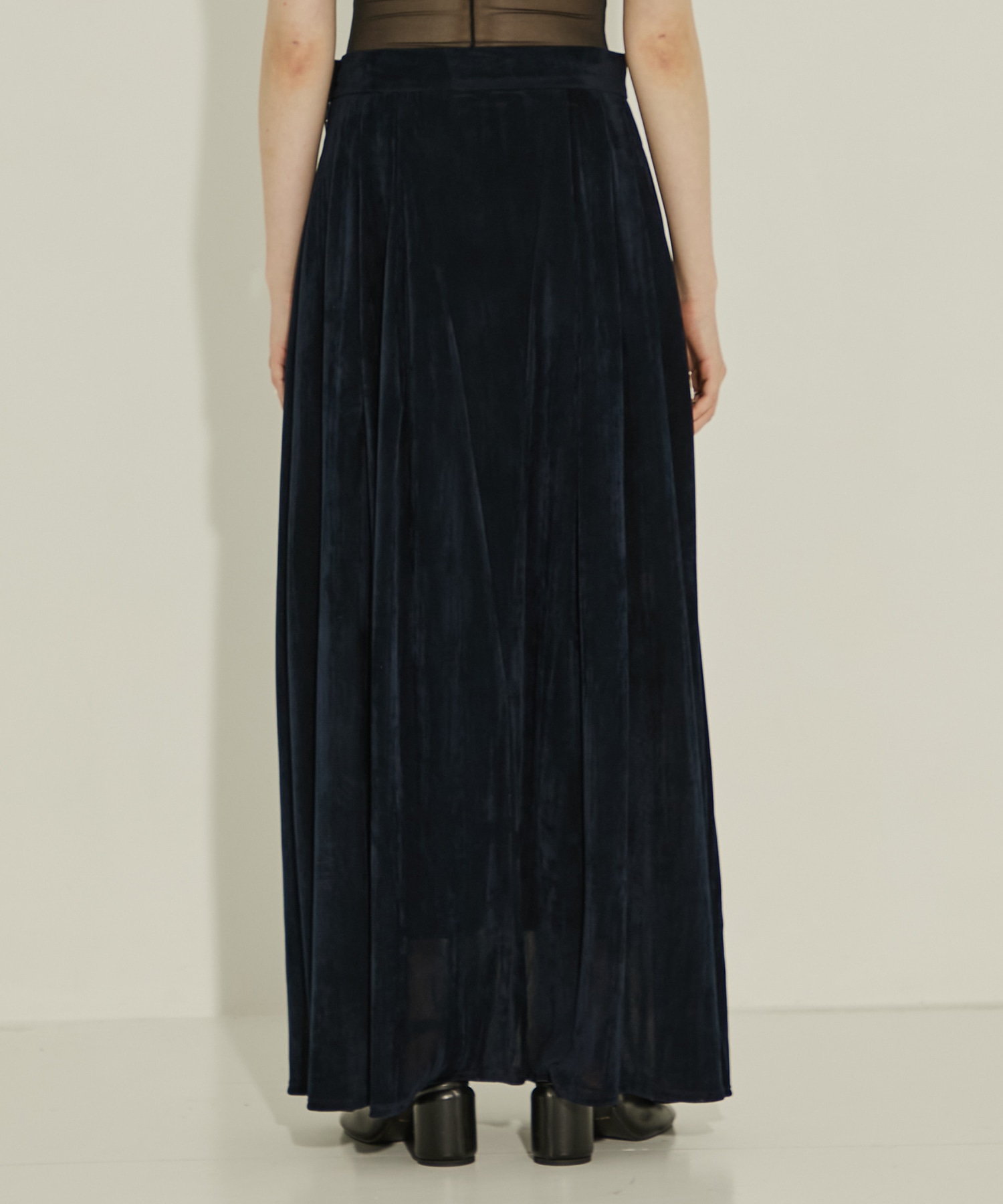 Rufina layer skirt AKIRANAKA
