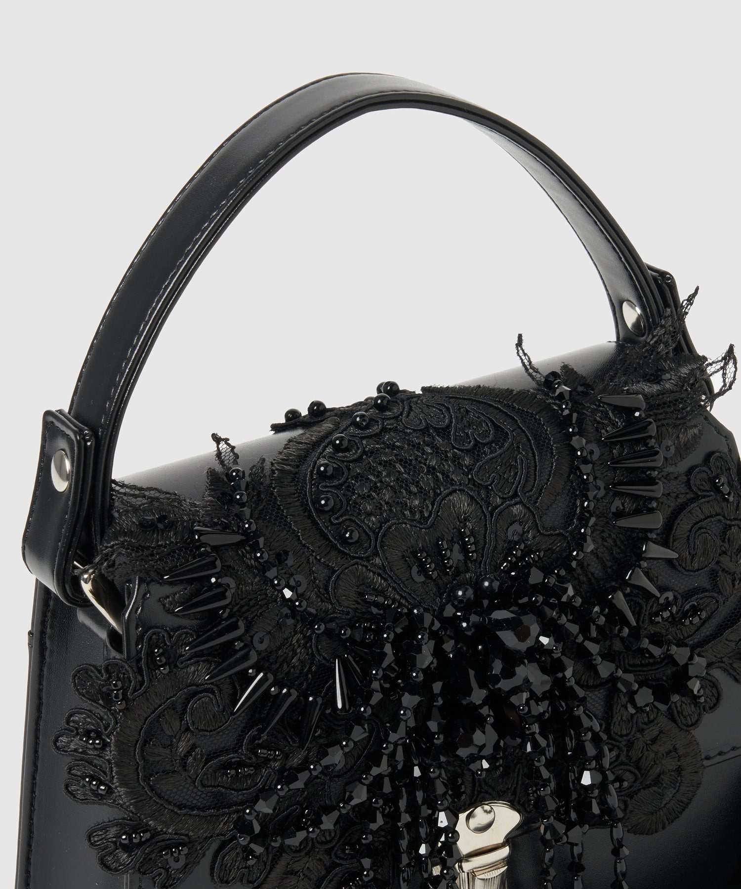 black lei beads mini hand bag tanakadaisuke