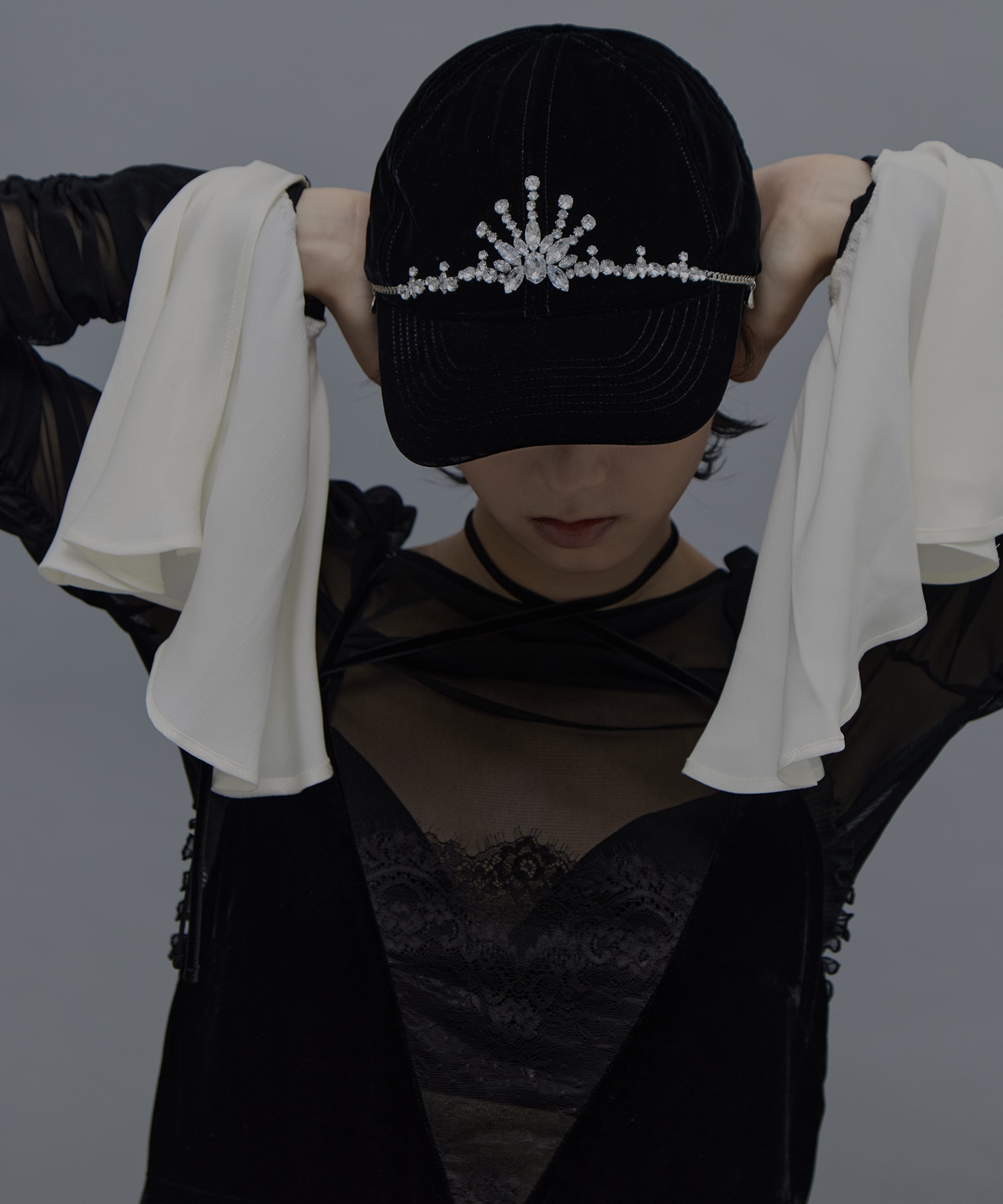 bijou tiara velvet cap tanakadaisuke