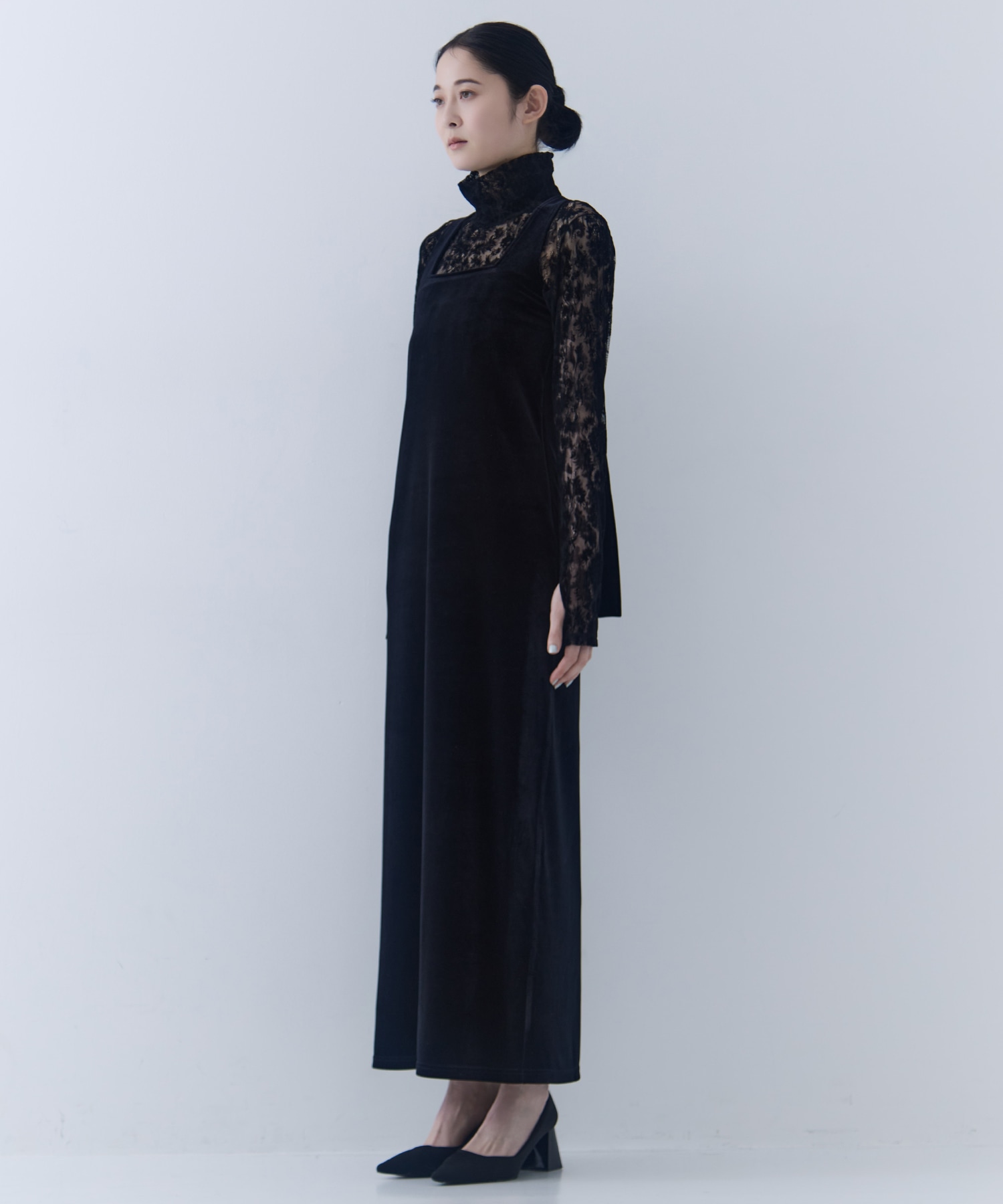 UND OFF SHOULDER VELOUR CARDIGAN SET DRESS AMERI