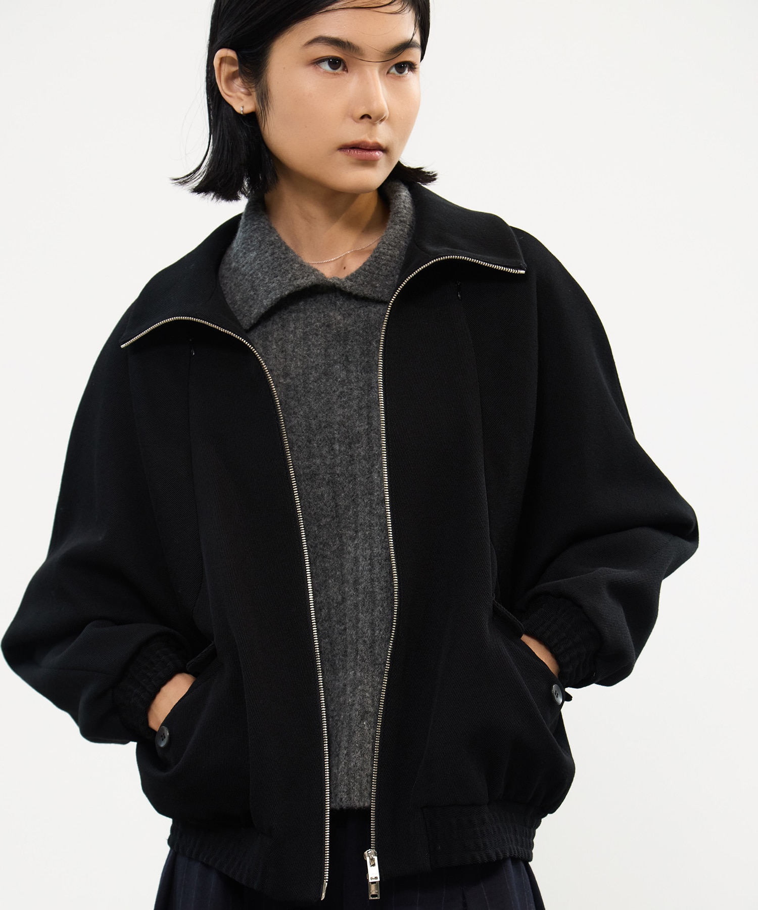 Cropped Collar Knit UJOH