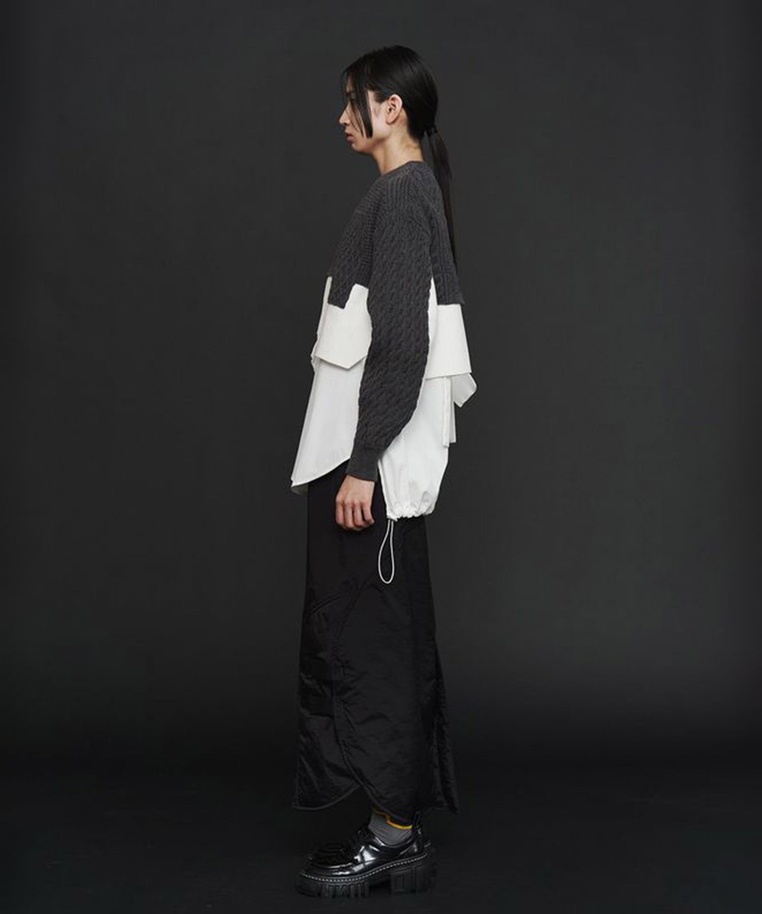 CABLE LAYER SHORT KNIT TOP UN3D.