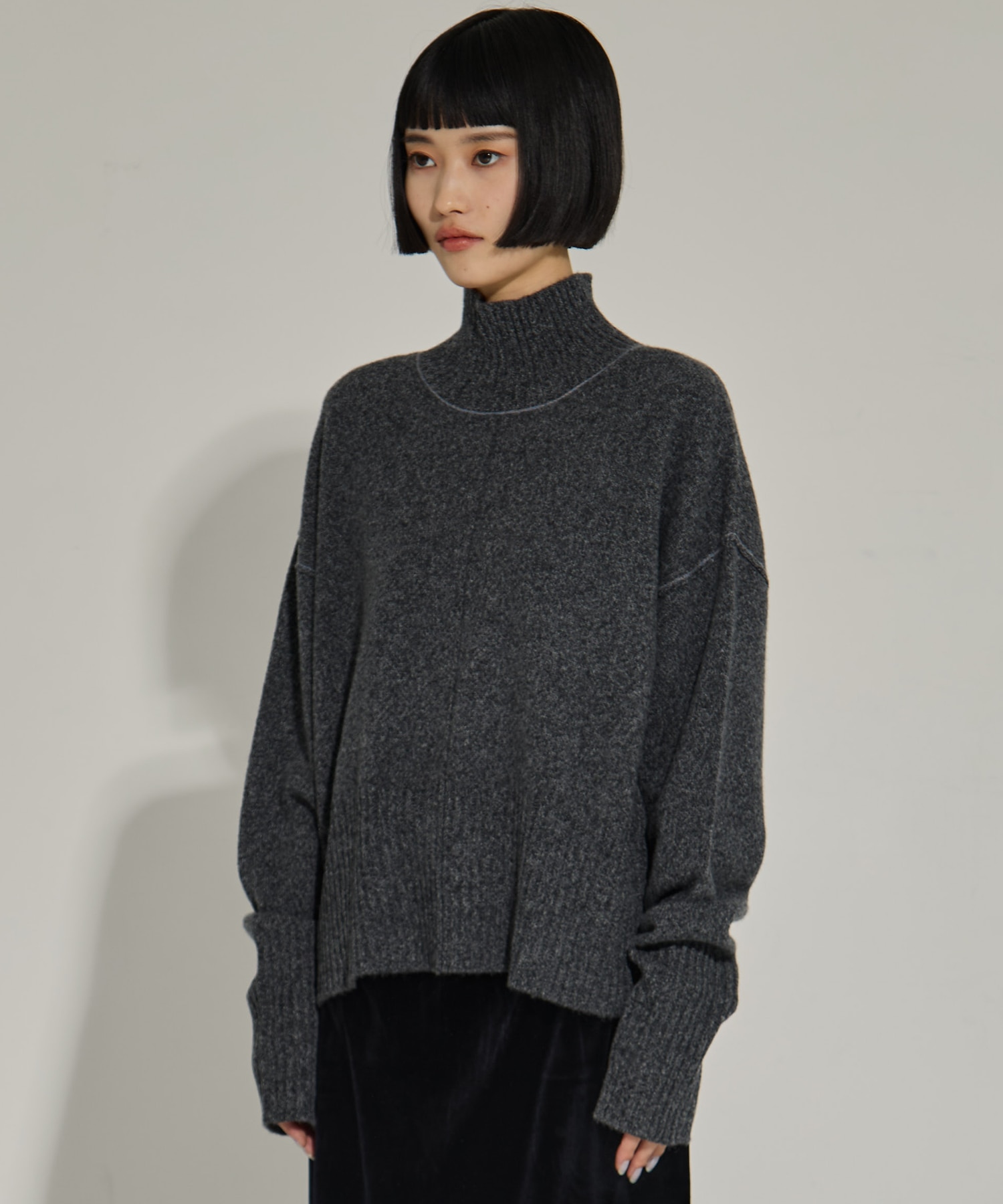 AKES-006（タートルネックニット） AKANE UTSUNOMIYA