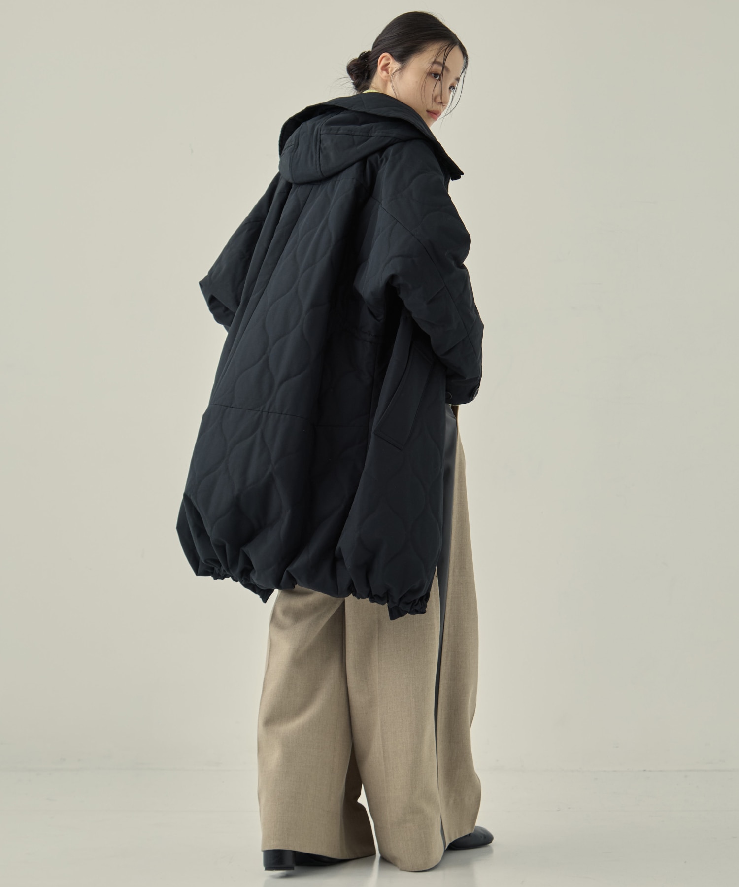 リサイクル60/40クロスキルティングフーディー VACHEMENT