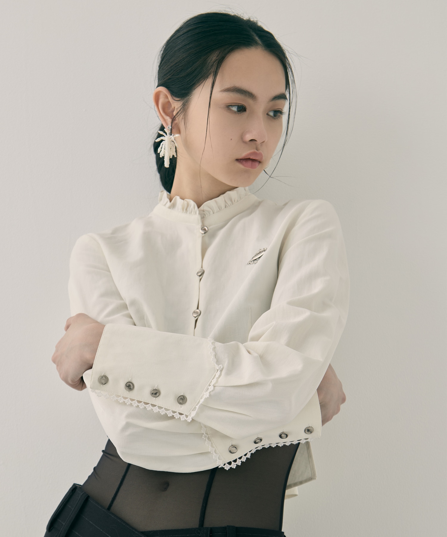 back curtain cropped blouse tanakadaisuke