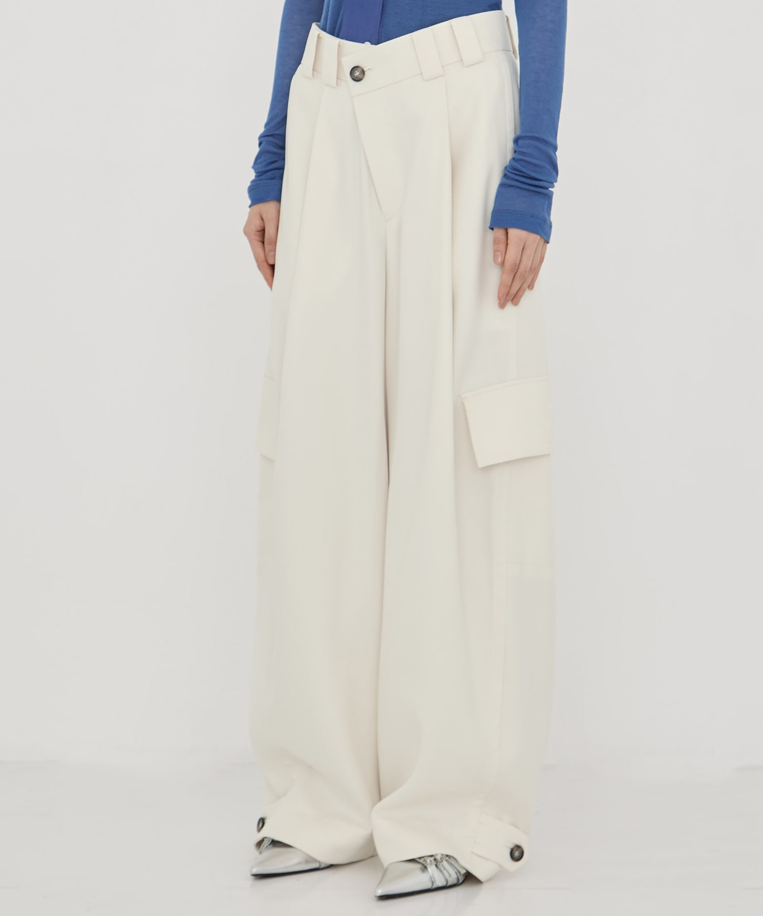 Barrel Leg Cargo Trousers STUDIOUS