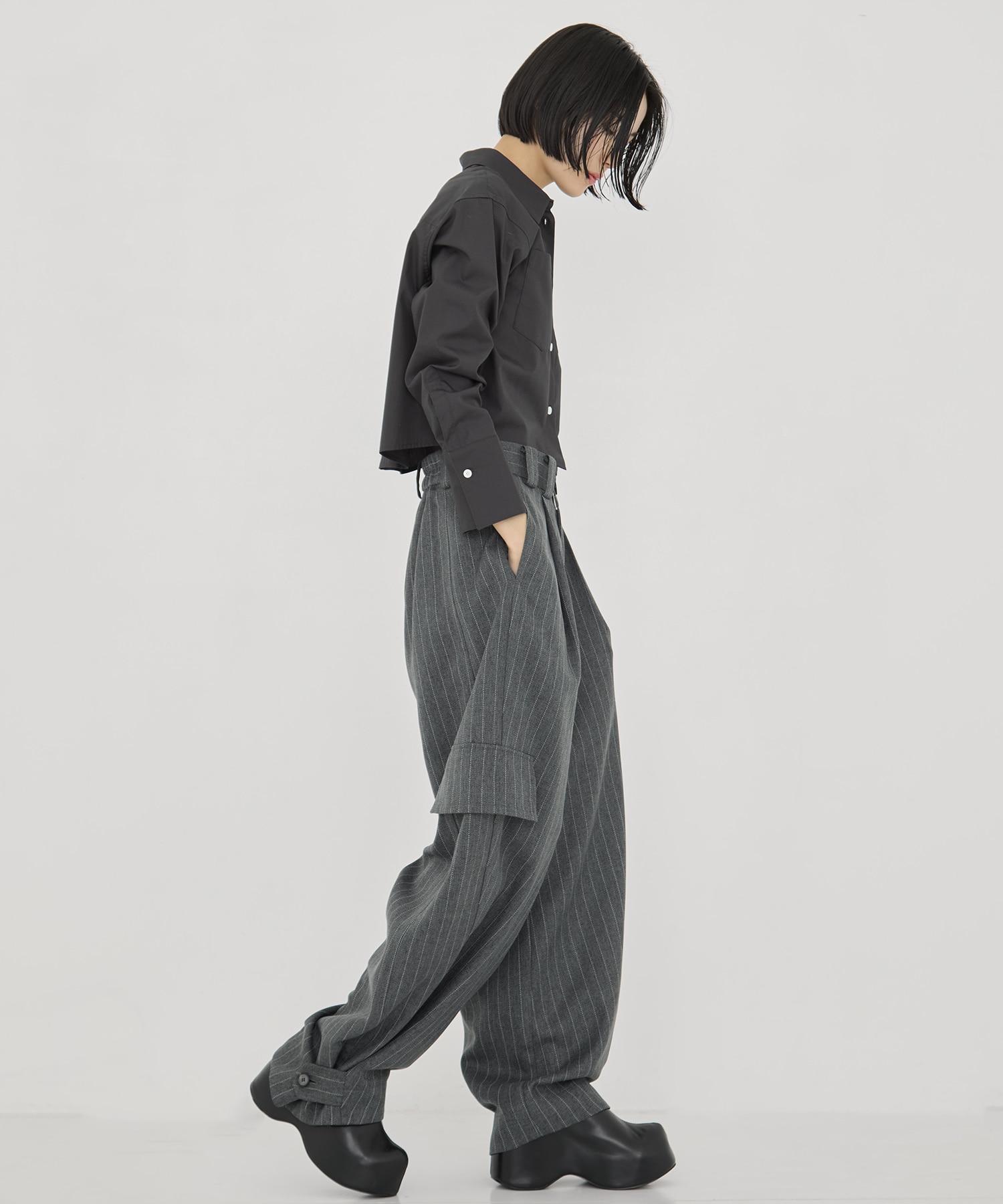 Barrel Leg Cargo Trousers STUDIOUS