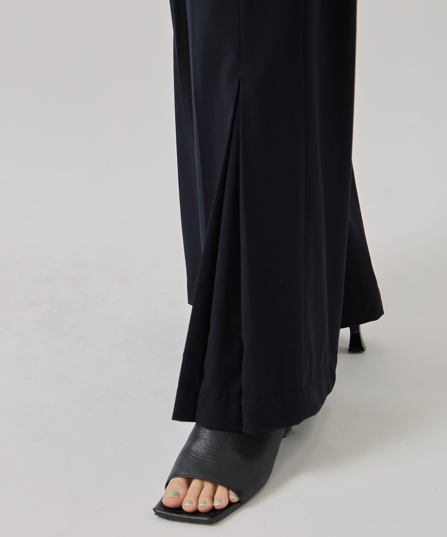 HEM TUCK STRAIGHT WIDE PANTS AMERI