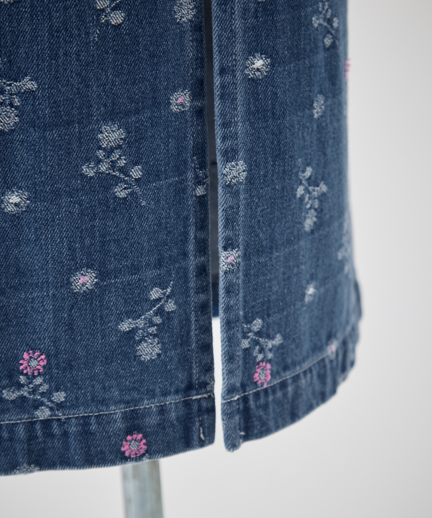 Floral Jacquard High Waisted Denim Skirt Mame Kurogouchi