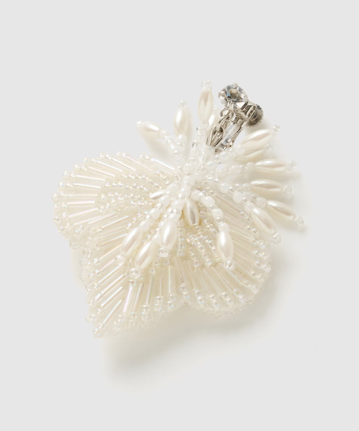 white clover beads earrings tanakadaisuke