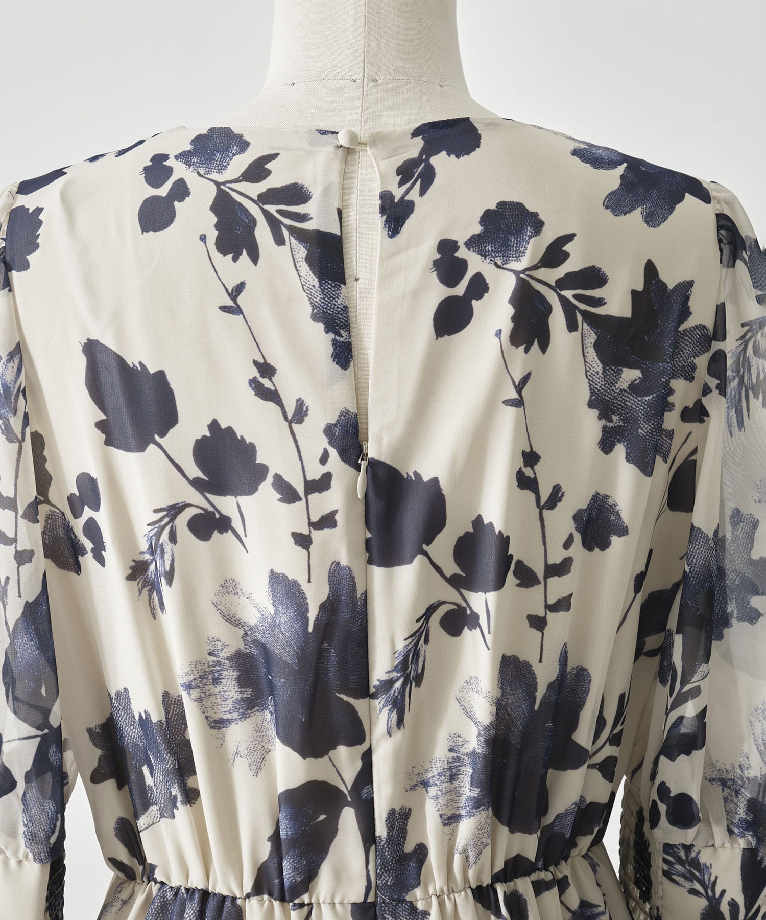 GRAINY FLOWER CHIFFON DRESS AMERI