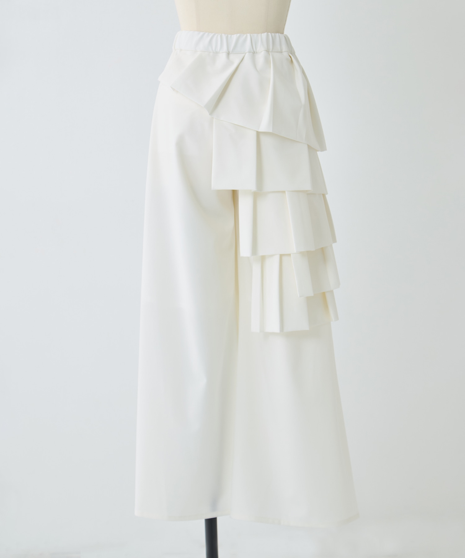 別注 RUFFLE PANTS TAAKK