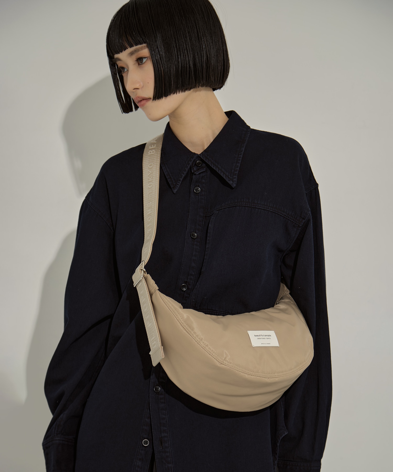 別注nylon moon shoulder bag beautiful people