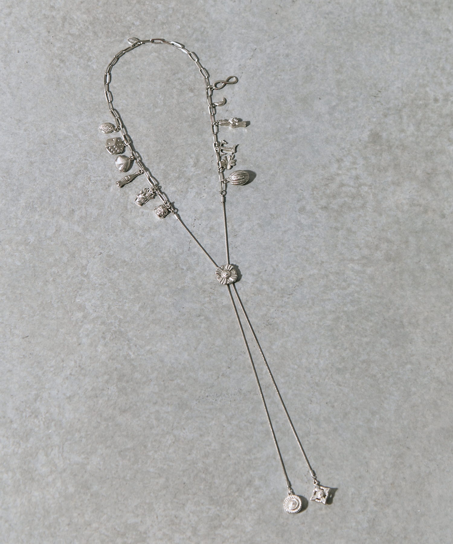 Metal motif loop tie TOGA
